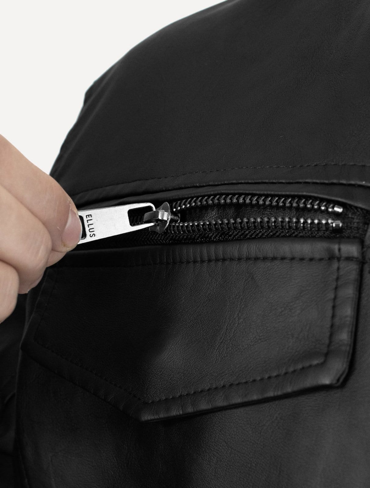 Vista 2 Jaqueta Ellus Masculina Vegan Bomber Zip Preta Ellus preto