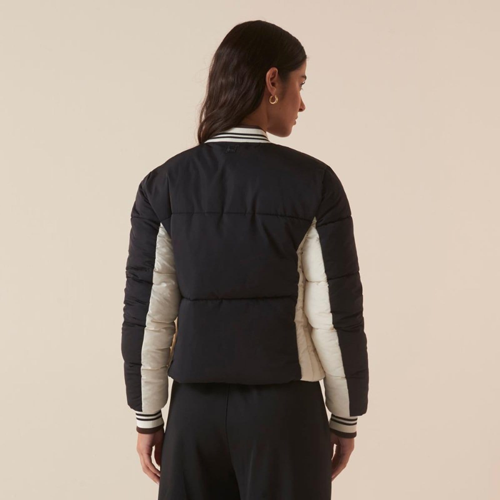 Vista 2 Jaqueta Fila Uc Puffer Feminina Fila incolor