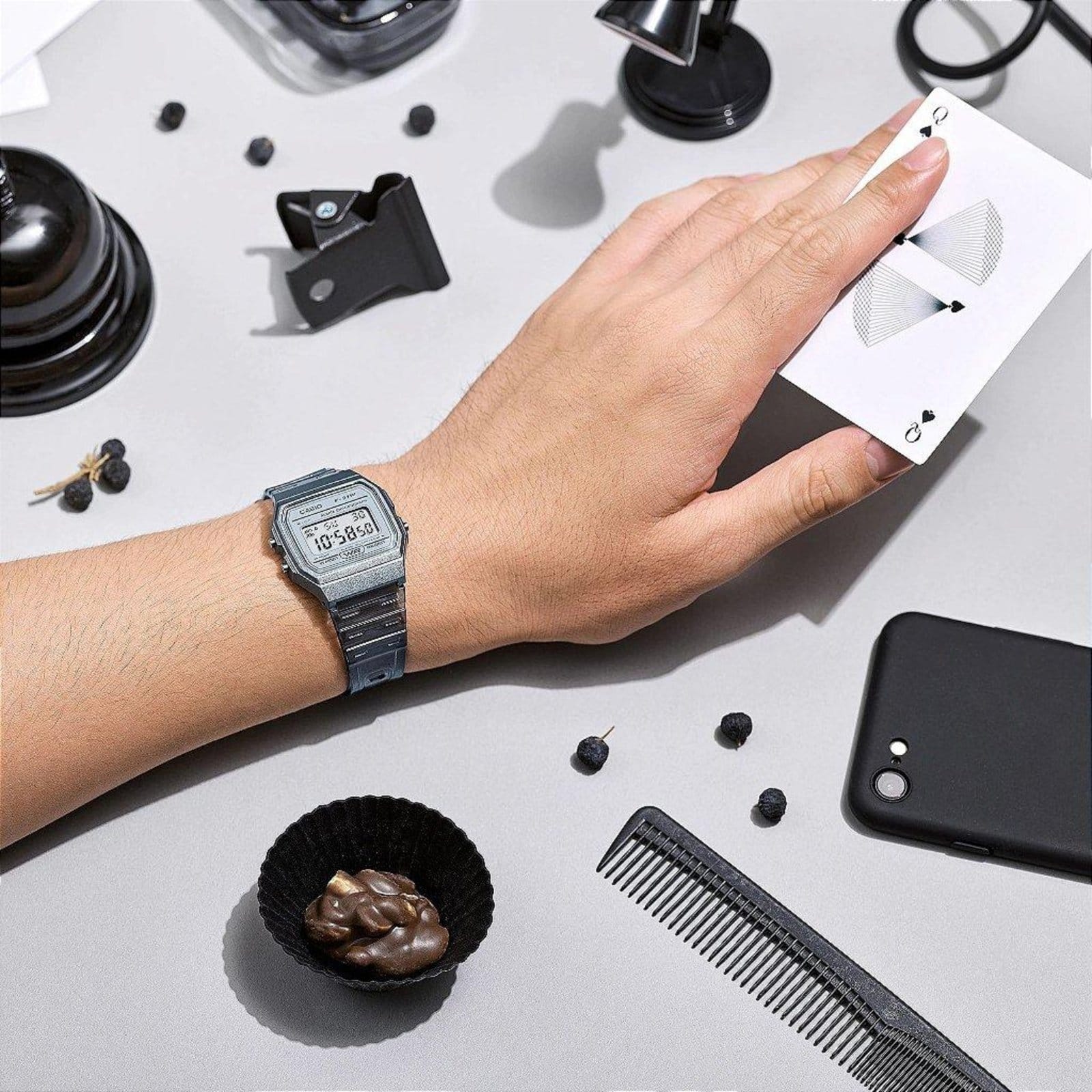 Vista 2 Relógio Casio Standard F-91WS-8DF Casio cinza