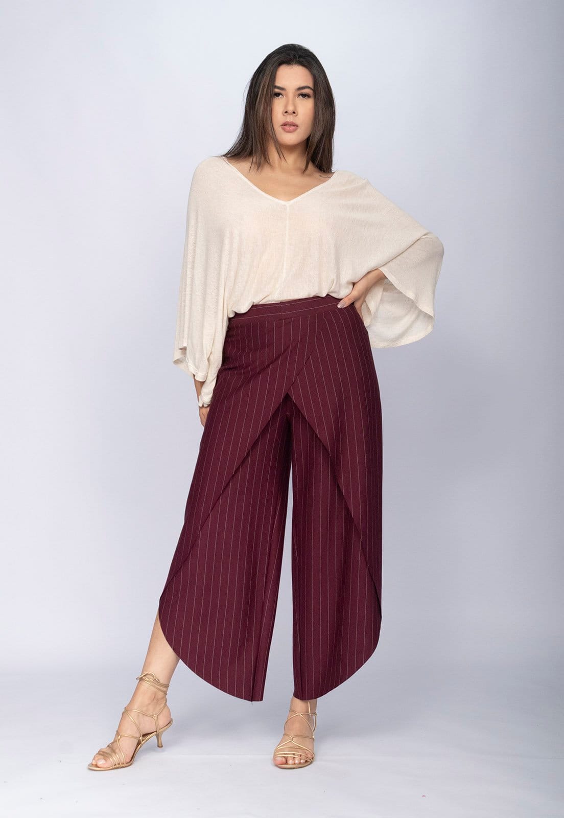 Calça Amazonia Vital Pantacourt Garatéa Transpassada Risca de Giz Açaí