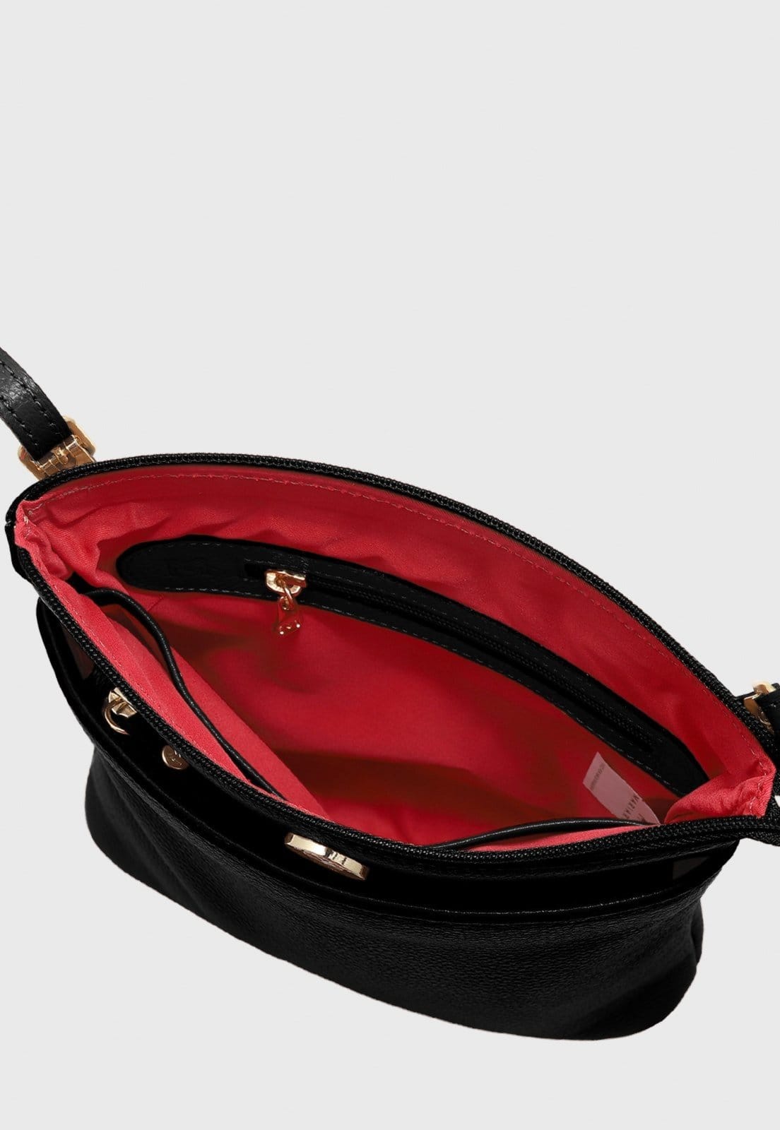 Vista 2 Bolsa Transversal Couro Mariart Itacaré Preta Mariart preto