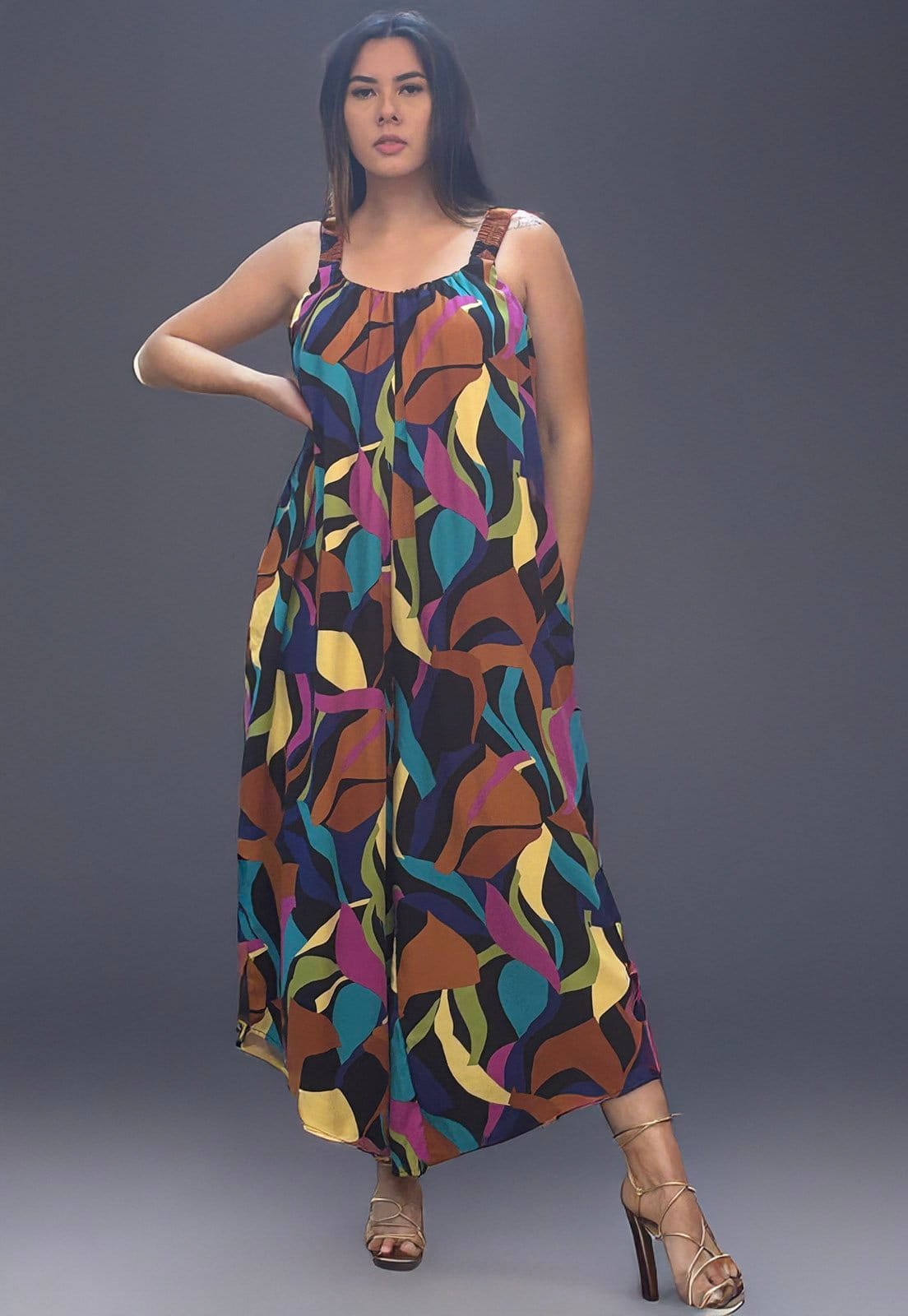 Vista 2 Macacão Amazonia Vital Saruel Viscose Alça com Elástico Estampa Aurora Urbana Amazonia Vital azul/estampado/multicolorido/preto/roxo