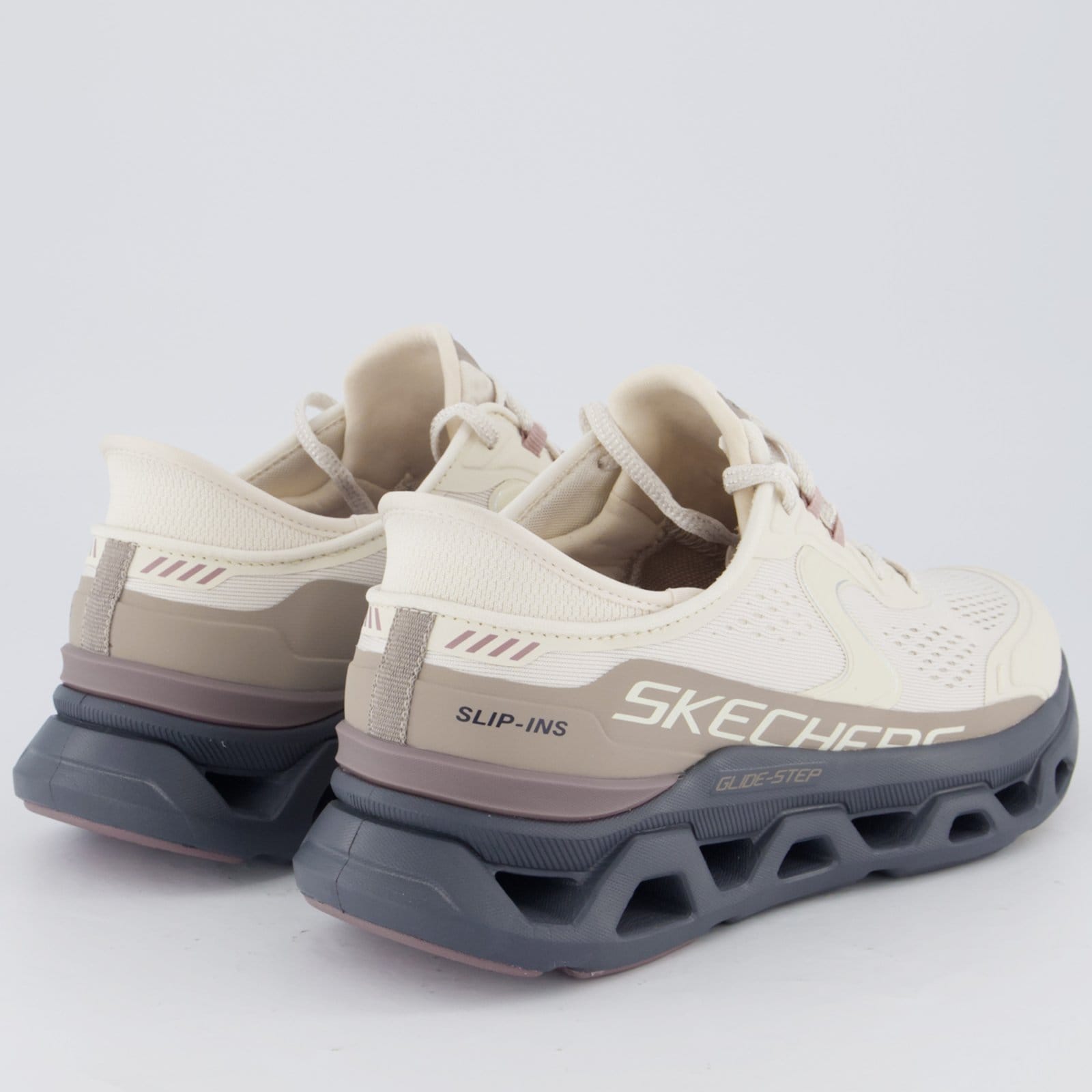 Vista 2 Tênis Skechers Alus Glide-Step Feminino Off White Skechers bege white