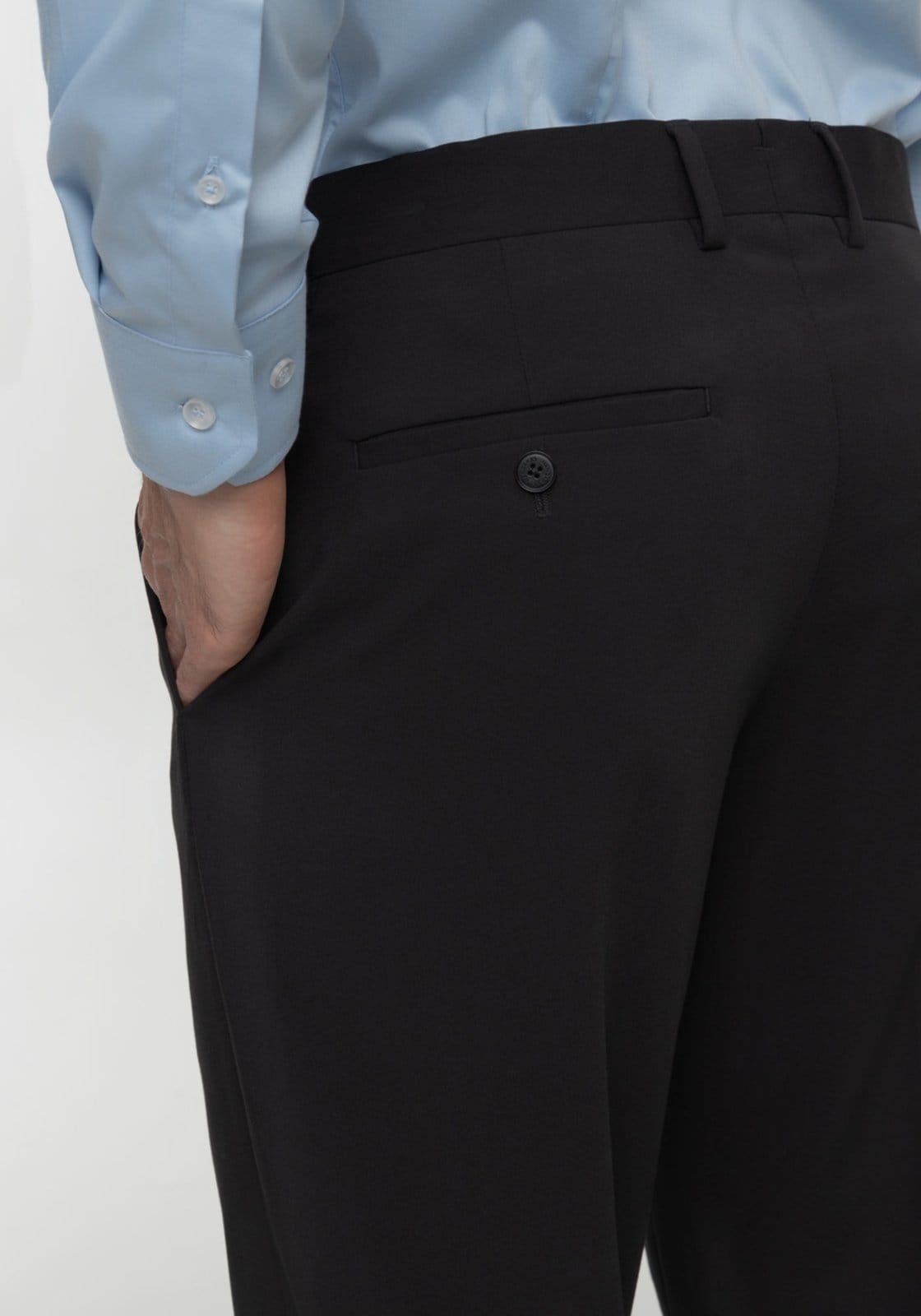 Vista 2 Calça Hangar 33 Masculina Com Bolsos E Passantes No Cós Easy Fit Hangar 33 preto