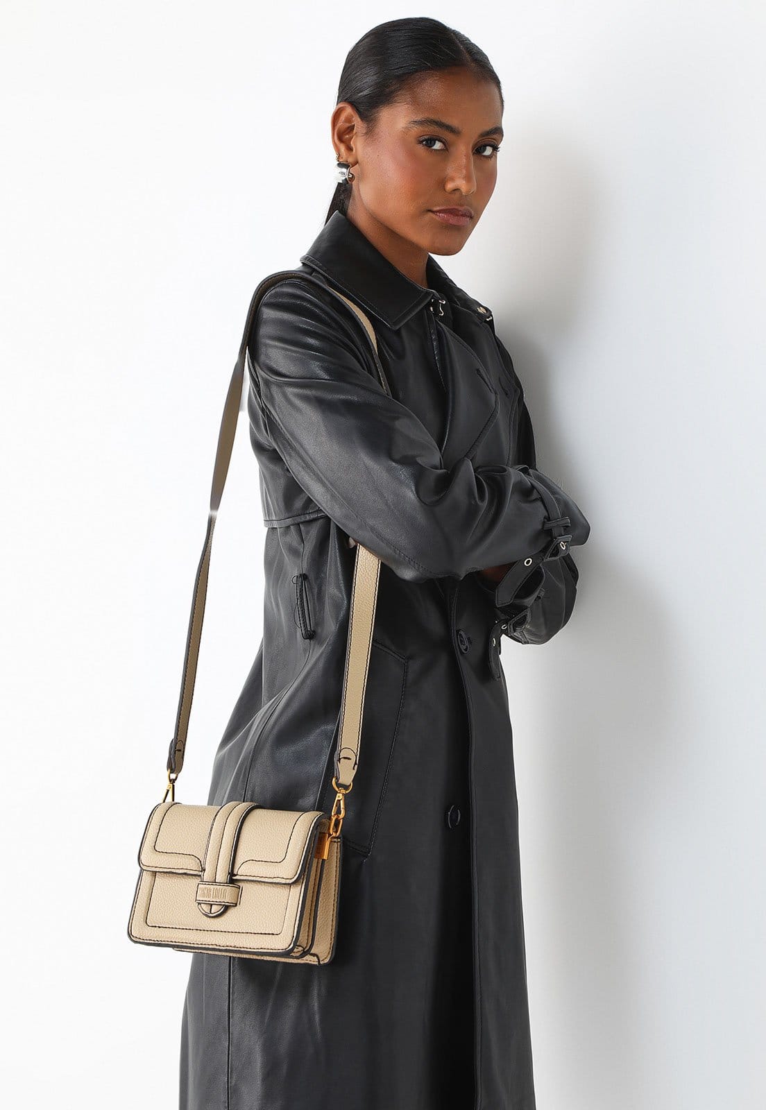 Vista principal Bolsa Tiracolo Santa Lolla Pesponto Santa Lolla bege