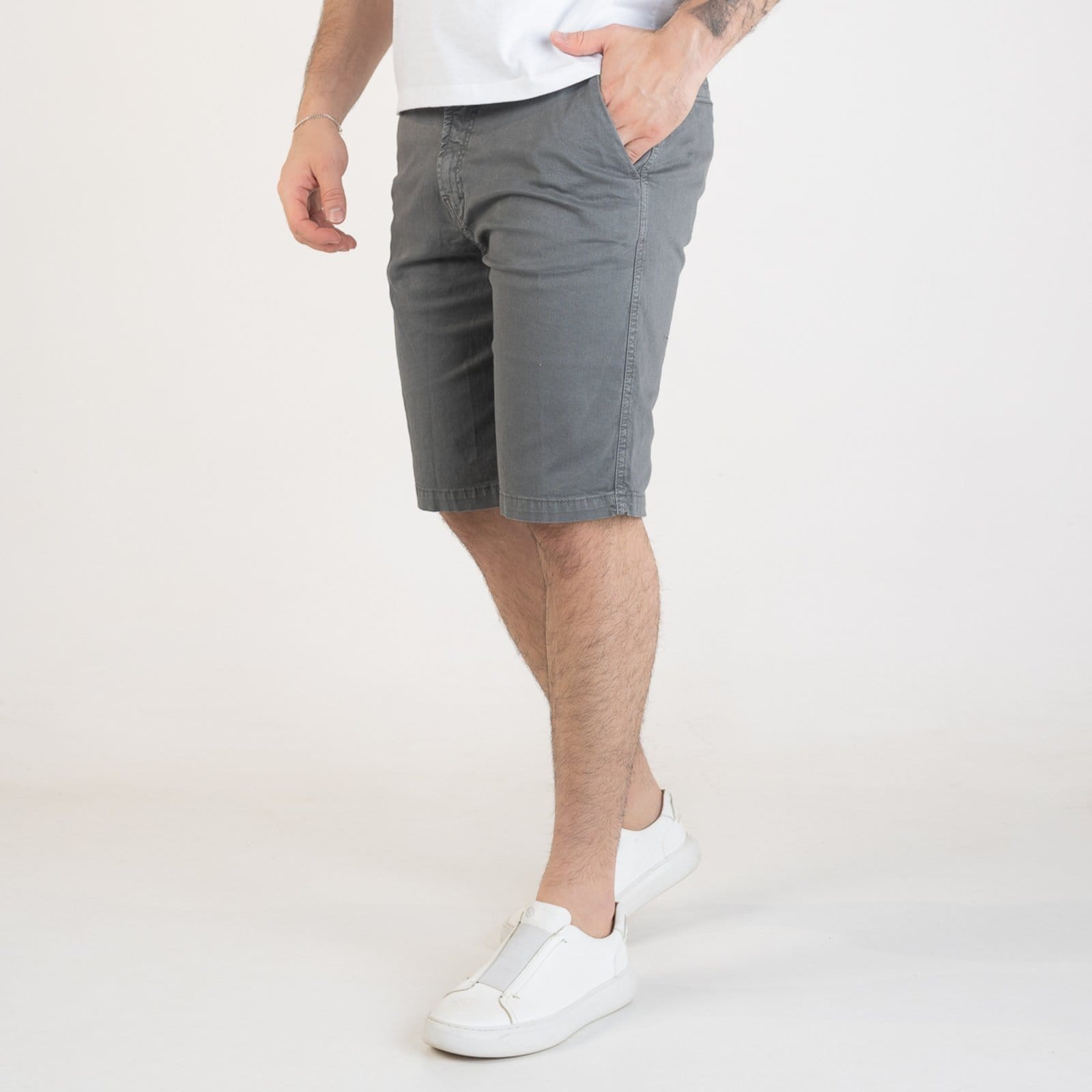 Vista 2 Bermuda Ellus Color Chumbo Ellus cinza