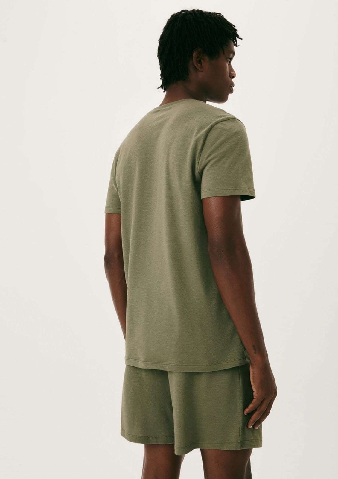 Vista 2 Pijama Curto Masculino Com Bordado Hering HERING INTIMATES verde