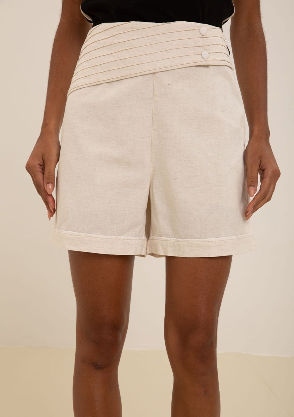 Vista 2 Bermuda Maria Valentina Reta Alta Off-white Maria Valentina off-white white