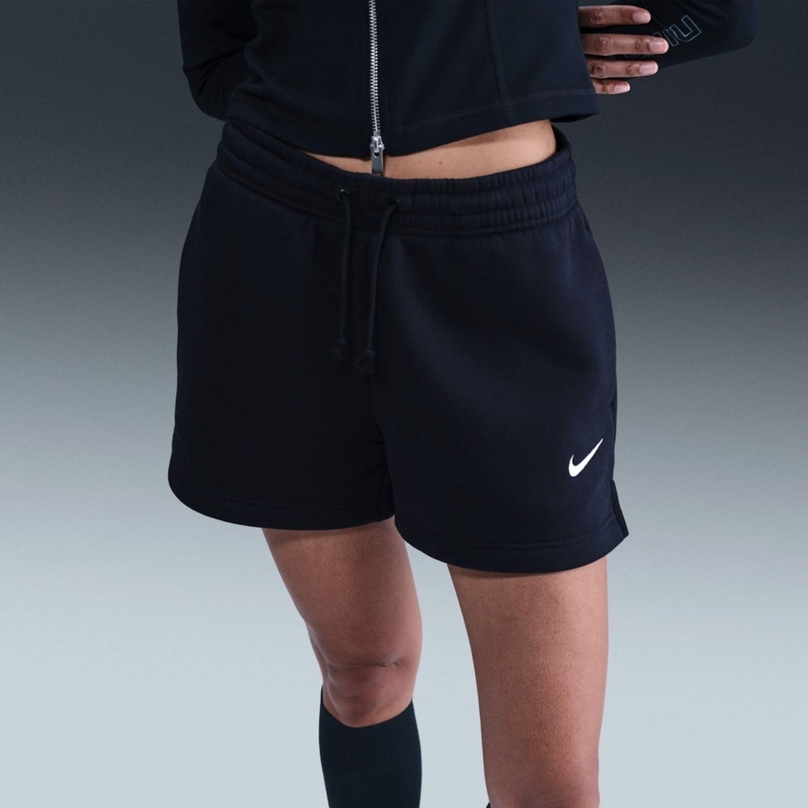 Vista 2 Shorts Nike Sportswear Phoenix 4IN Feminino Nike preto