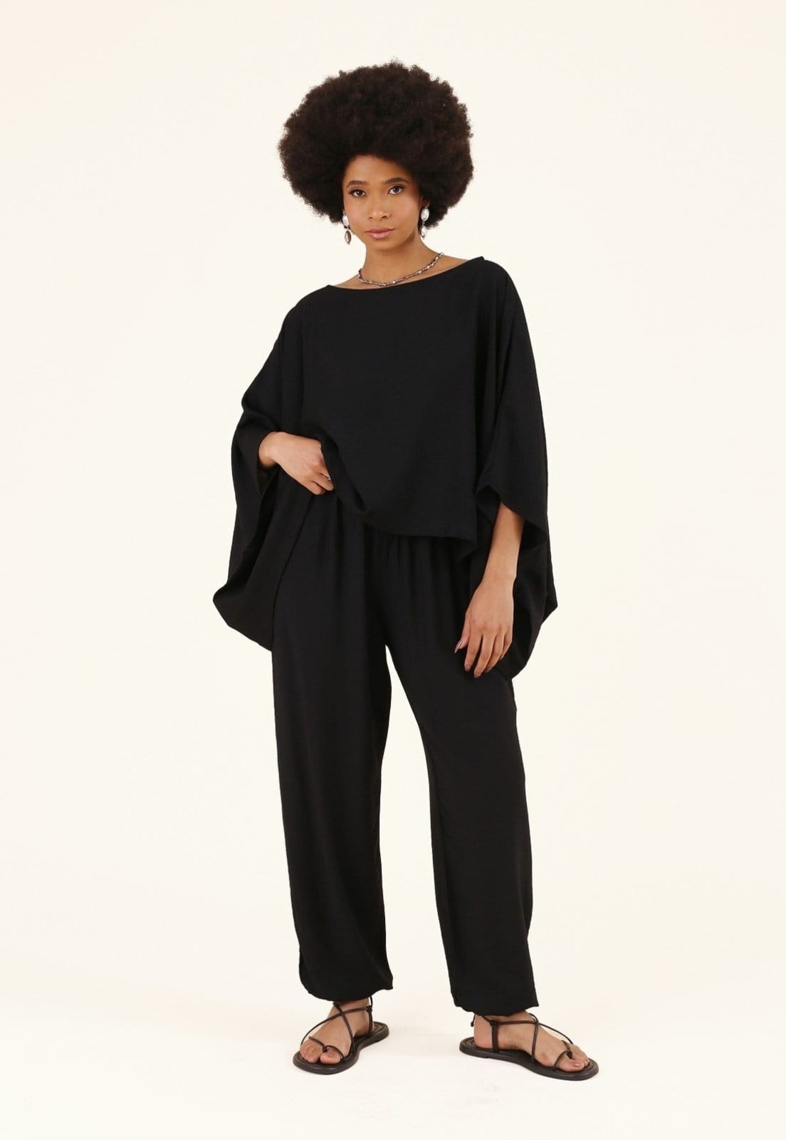 Vista principal Calça Aladim Em Viscose Alfaiataria Pop Me preto