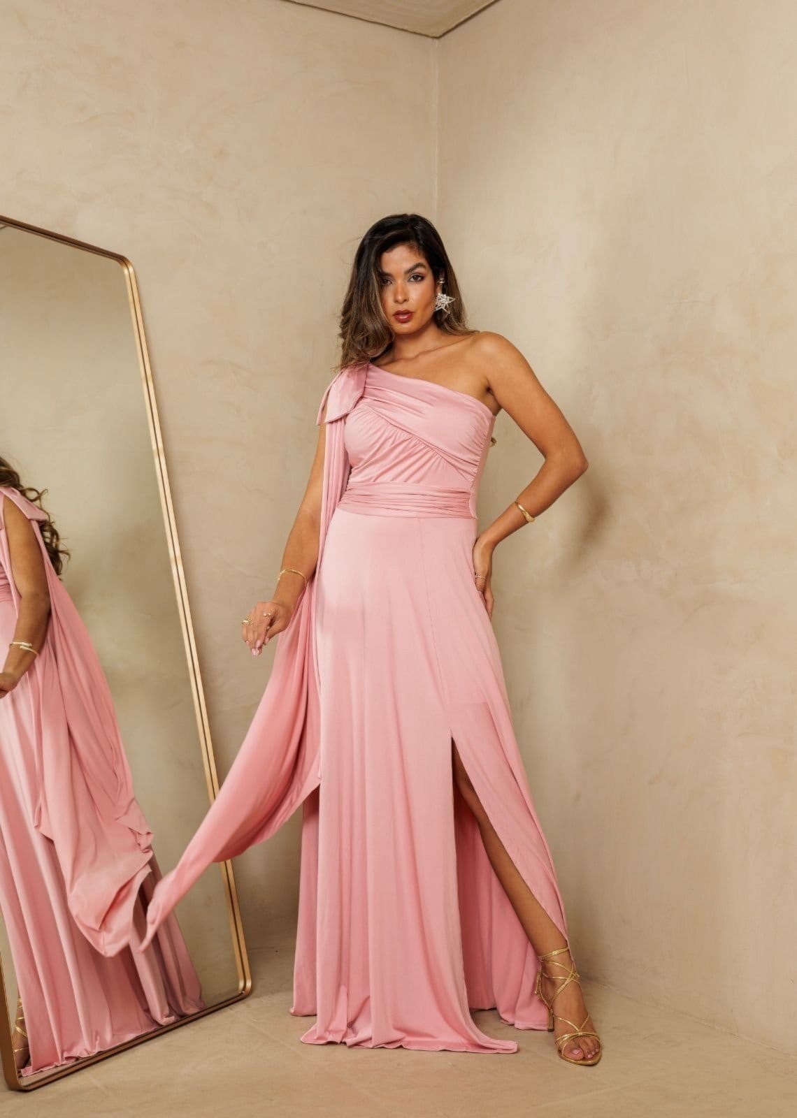 Vestido Longo de Festa um Ombro Fluity Nulamanga com Fenda Agathys Cia do Vestido