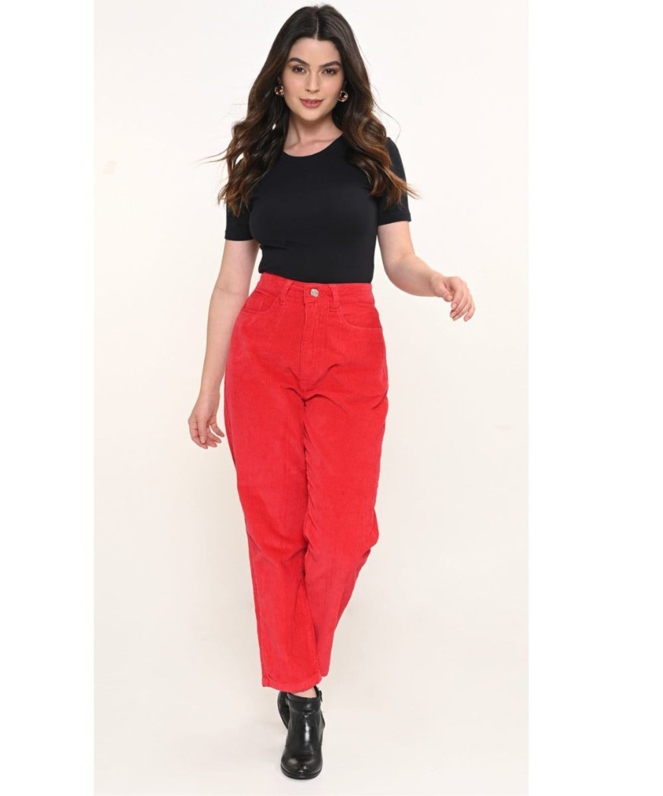 Vista 2 Calça Feminina Veludo Vermelho Mom Razon Jeans multicolorido