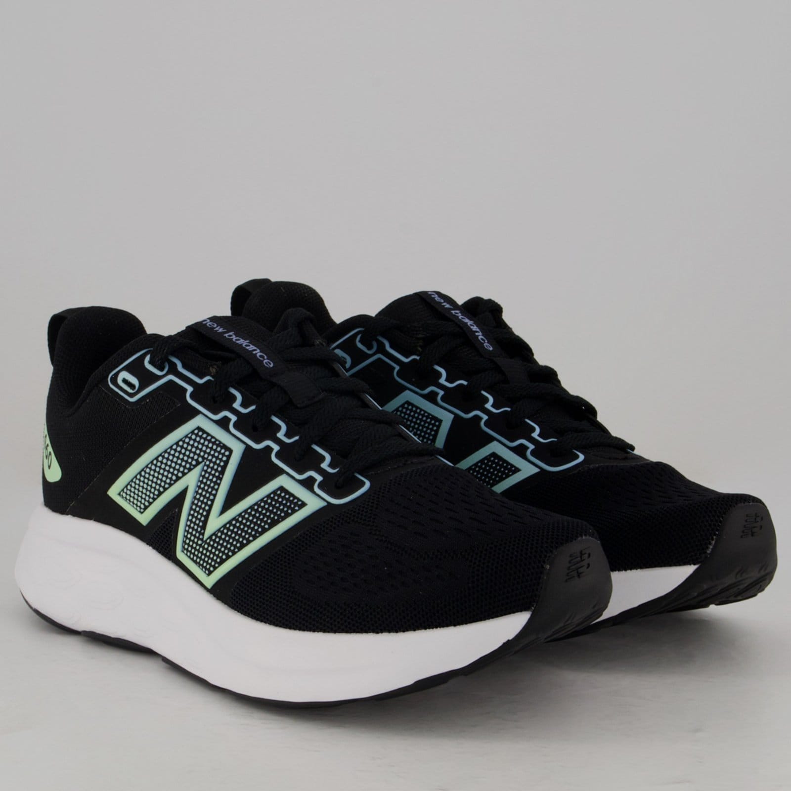Vista 2 Tênis New Balance 460 V4 Feminino Preto e Azul New Balance preto azul