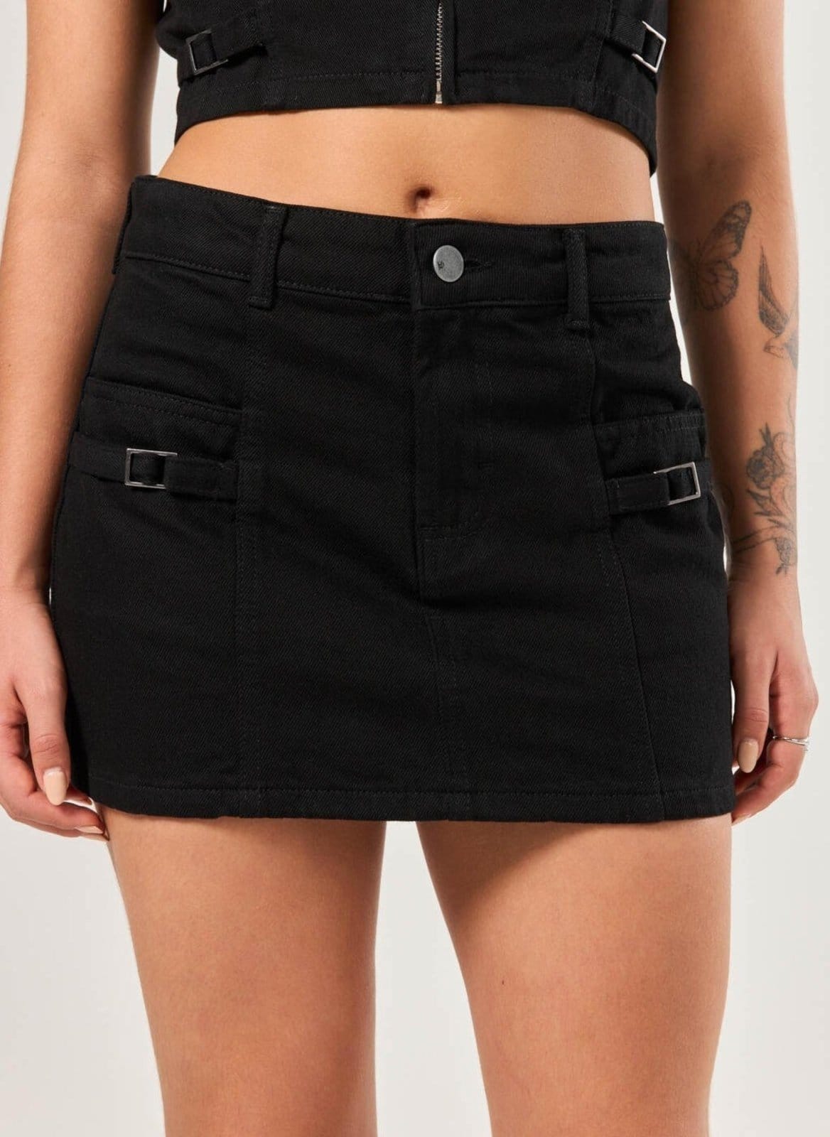 Vista 2 Saia Sarja Preta Fivelas Youcom preto