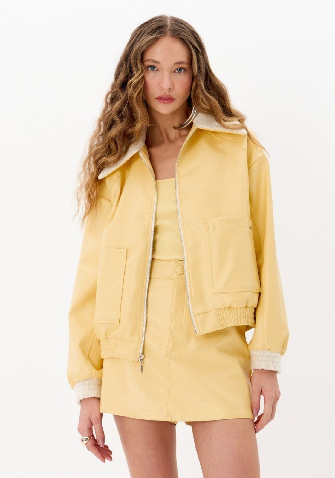 Vista principal Jaqueta Oversized Com Detalhe De Pelo My Favorite Things amarelo
