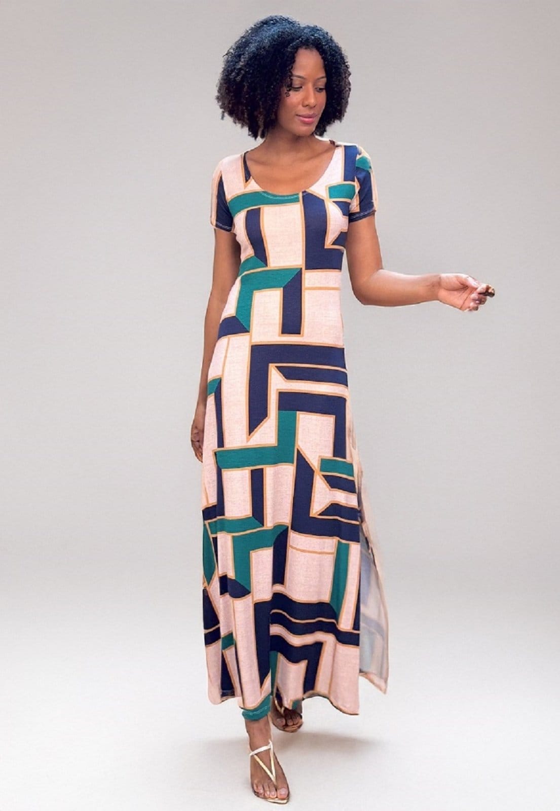 Vista 2 Vestido Longo Malha Gola Canoa Manga Curta Estampa Chapada de Areia Cabanafree bege/estampado/multicolorido