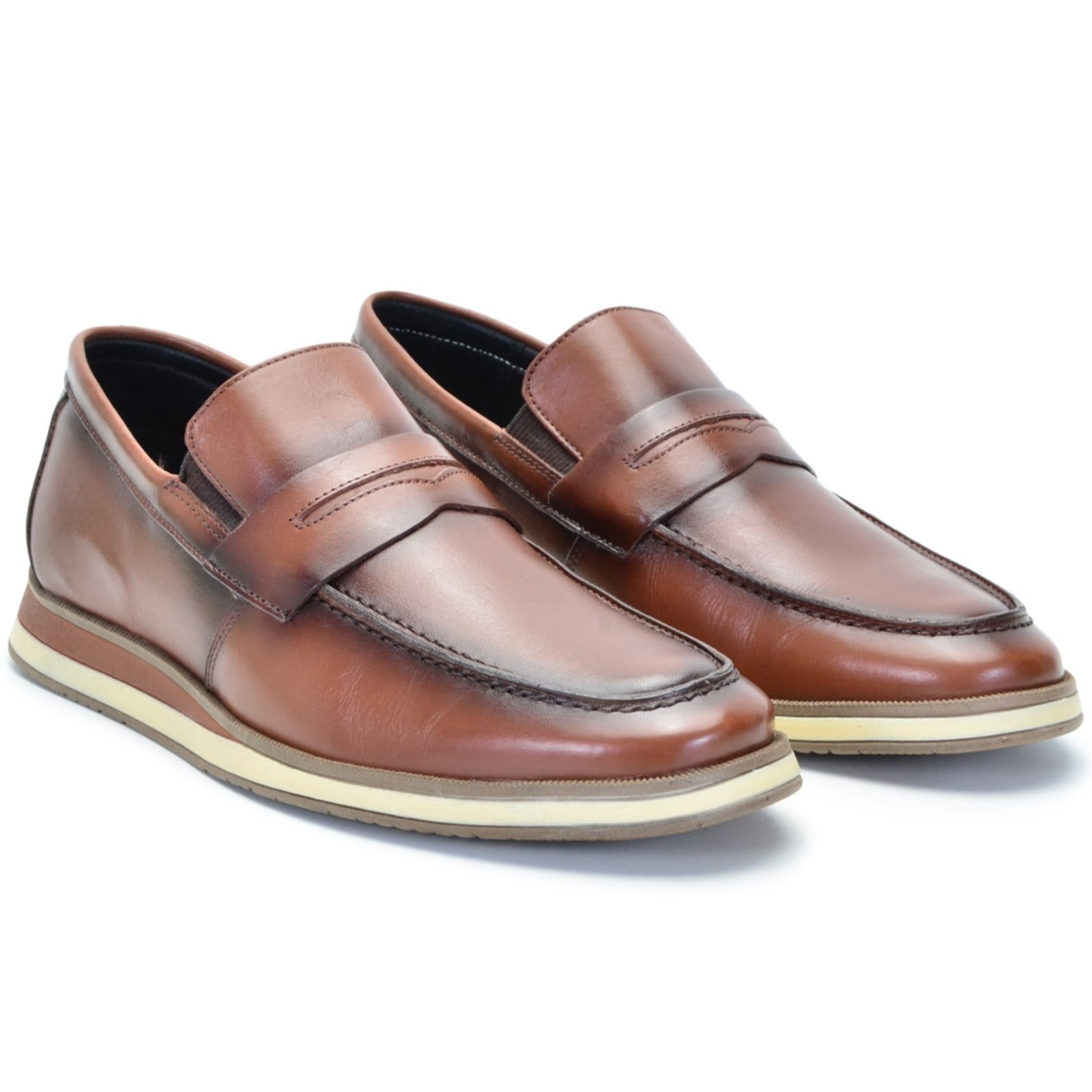 Vista 2 Sapato Social Bico Redondo Masculino Em Couro Café 25504 Ferrile marrom