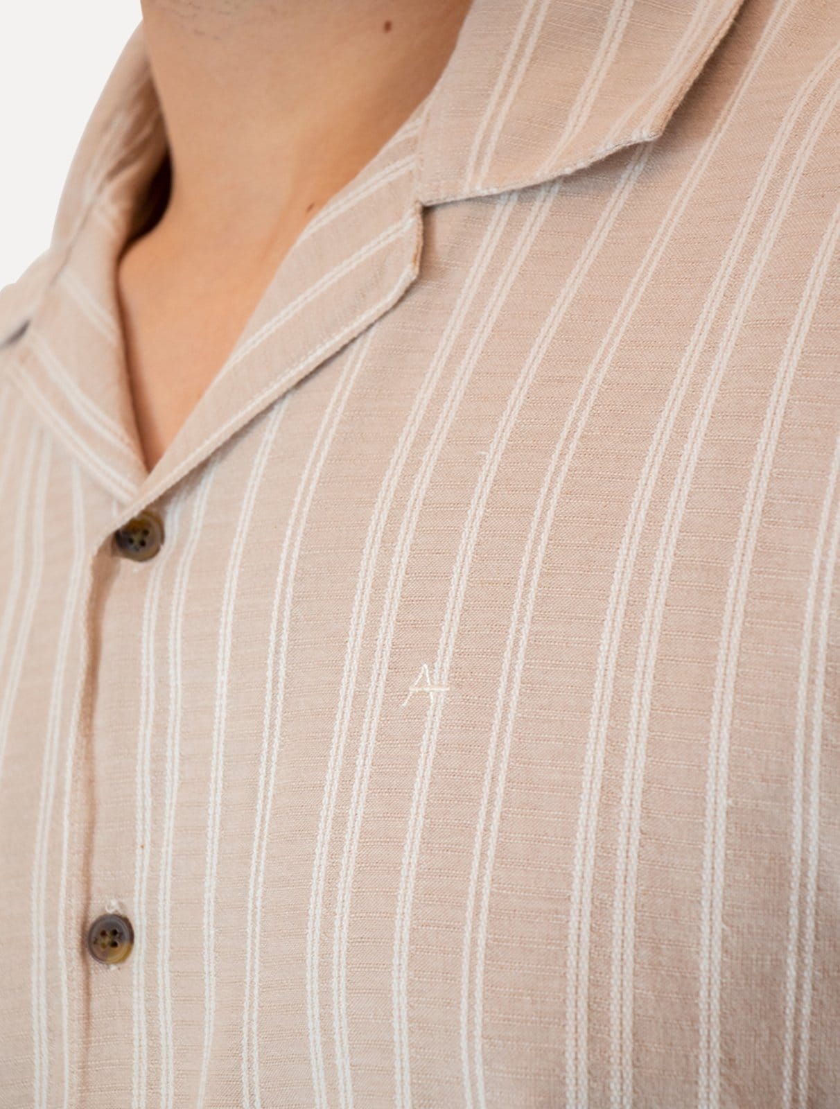 Vista 2 Camisa Aramis Masculina Manga Curta Regular Bowling Eco Maquineta Listrada Aramis cáqui