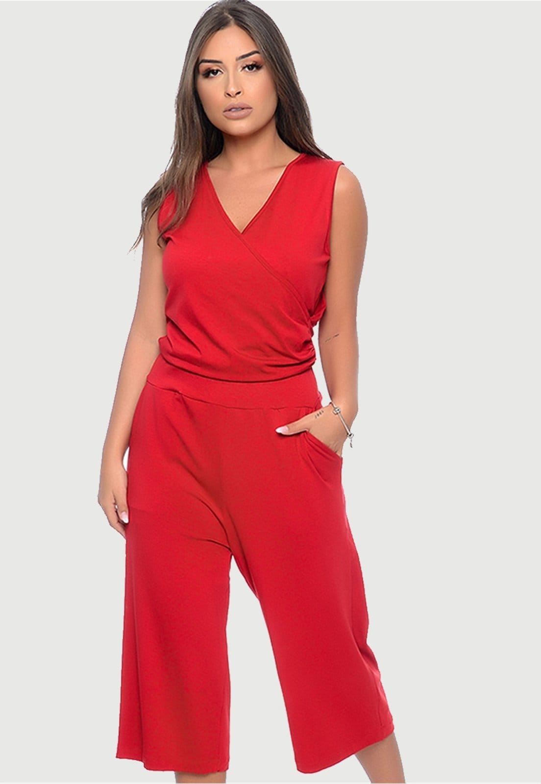 Macacão Pantacourt Decote Transpassado B’Bonnie Joana