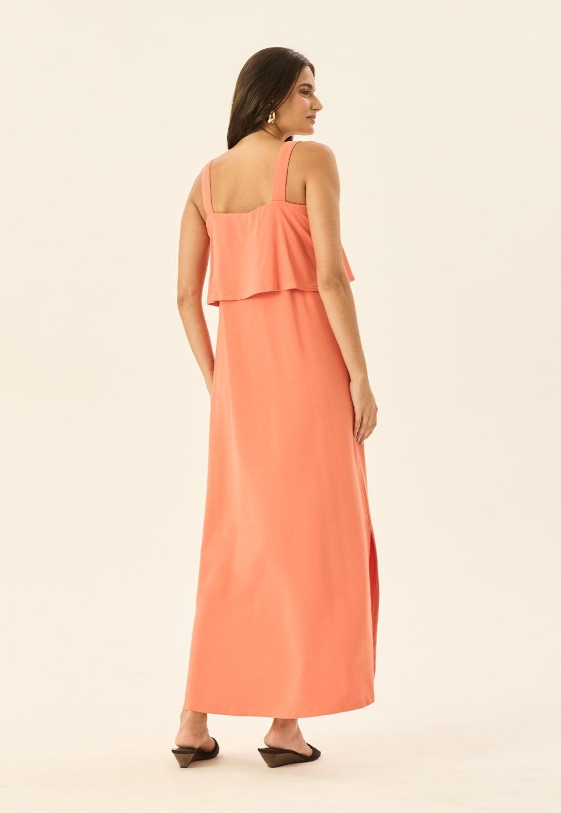 Vista 2 Vestido Longo Pala Busto com Fendas CaCay laranja