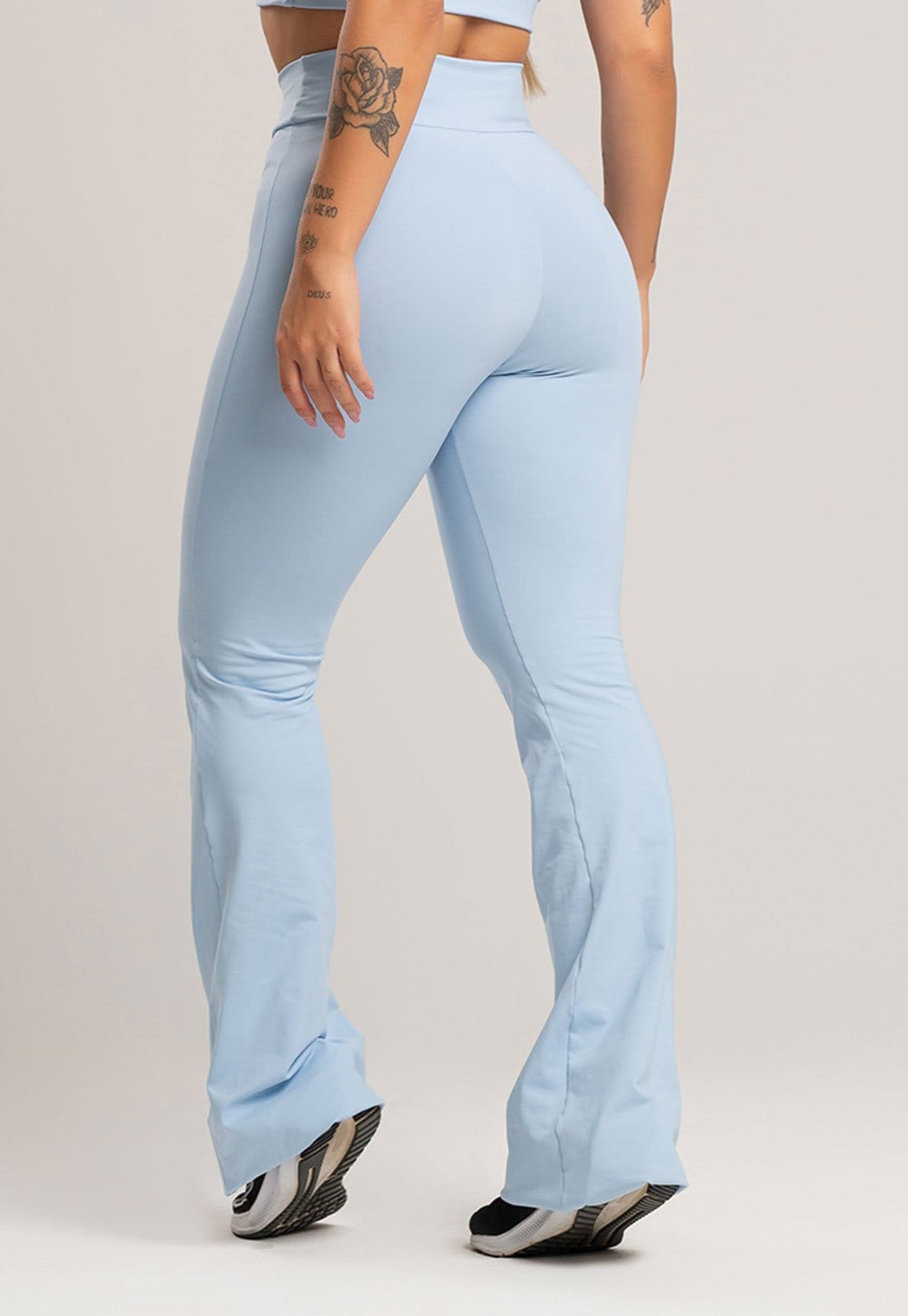 Vista 2 Calça MVB Modas Flare Pantalona Poliamida Céu Mvb Modas azul