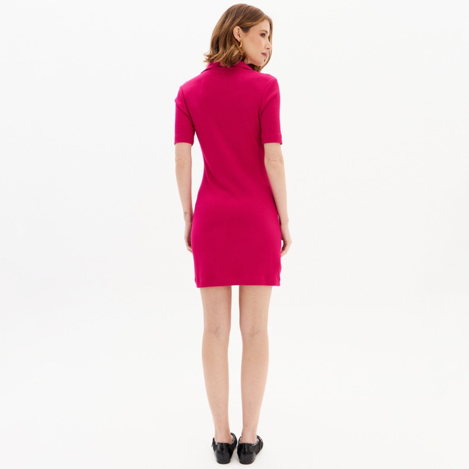 Vista 2 Vestido Curto Lança Perfume Gola Polo In25 Feminino Lança Perfume rosa