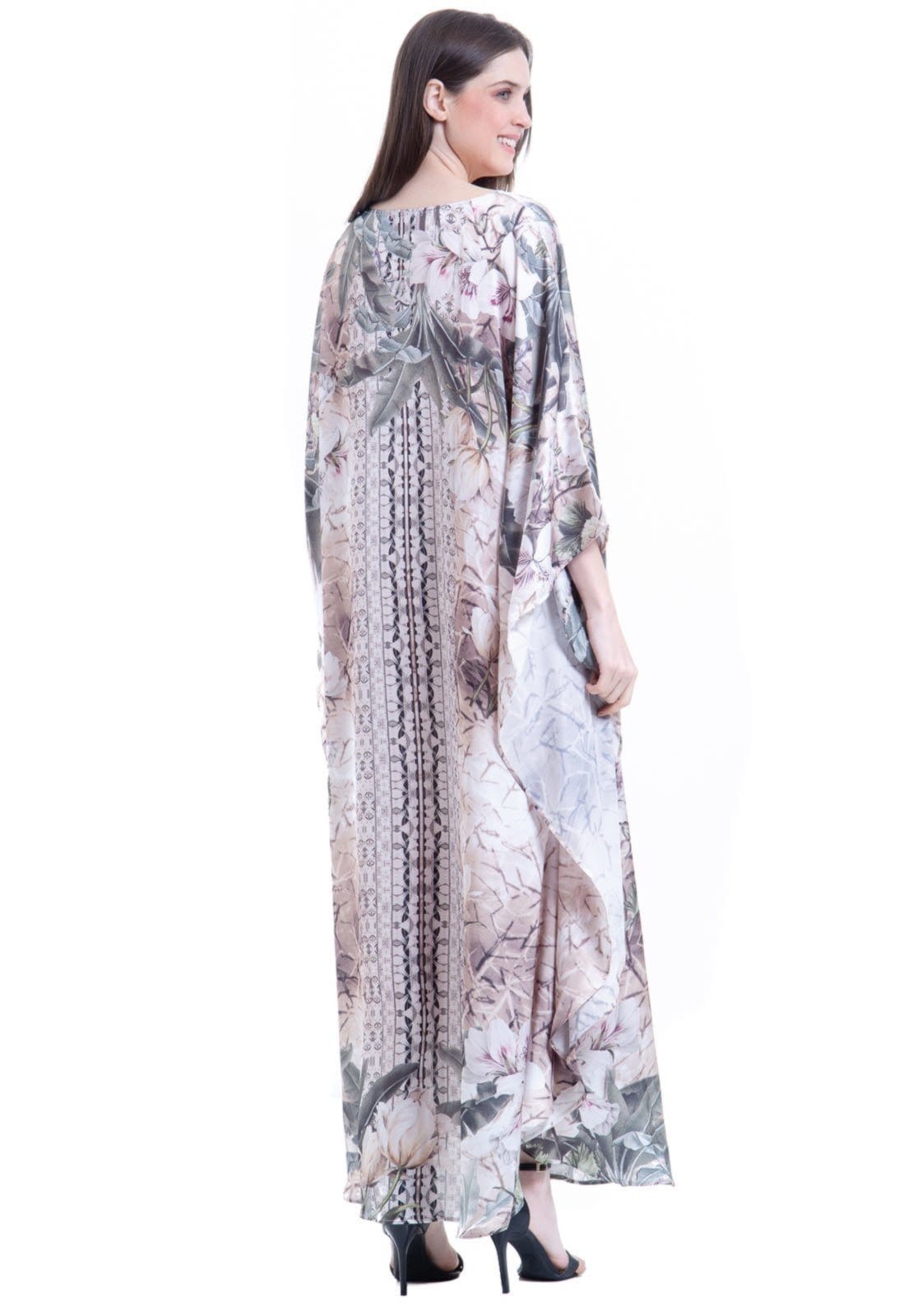 Vista 2 Vestido Kaftan Longo Cetim Estampado EXCLUSIVO Textura Animal Print 101 Resort Wear marrom