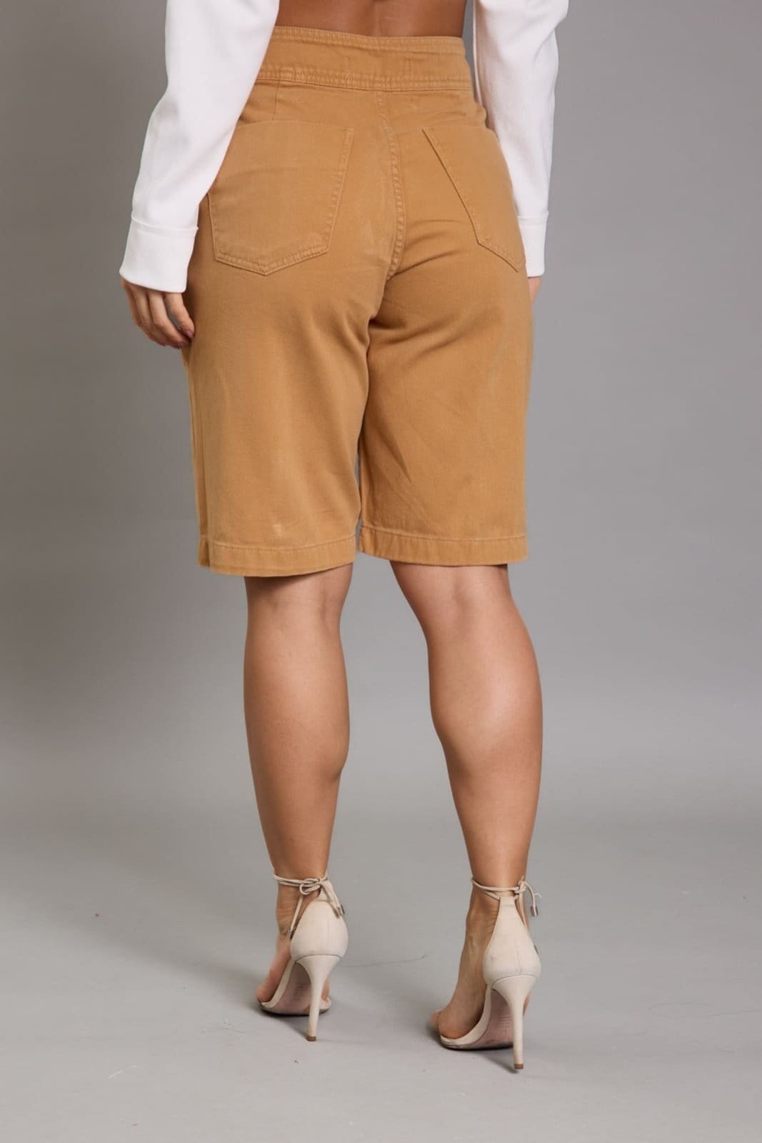 Vista 2 Bermuda Sarja Feminina Color Com Recortes Dialogo Jeans Mostarda DIALOGO caramelo