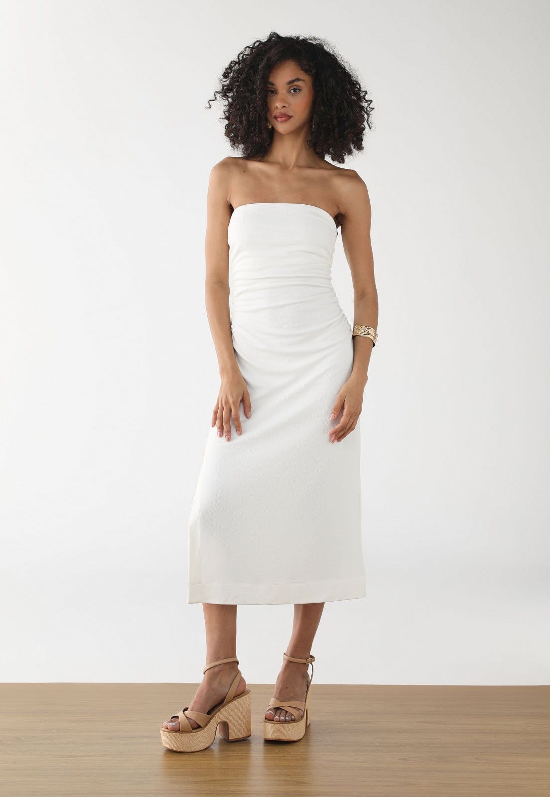 Vista 2 Vestido Feminino FARM Ombro a Ombro Midi Off-White FARM off-white white