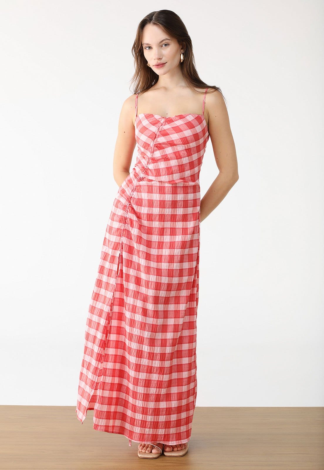 Vista principal Vestido FARM Longo Xadrez Trancoso FARM vermelho