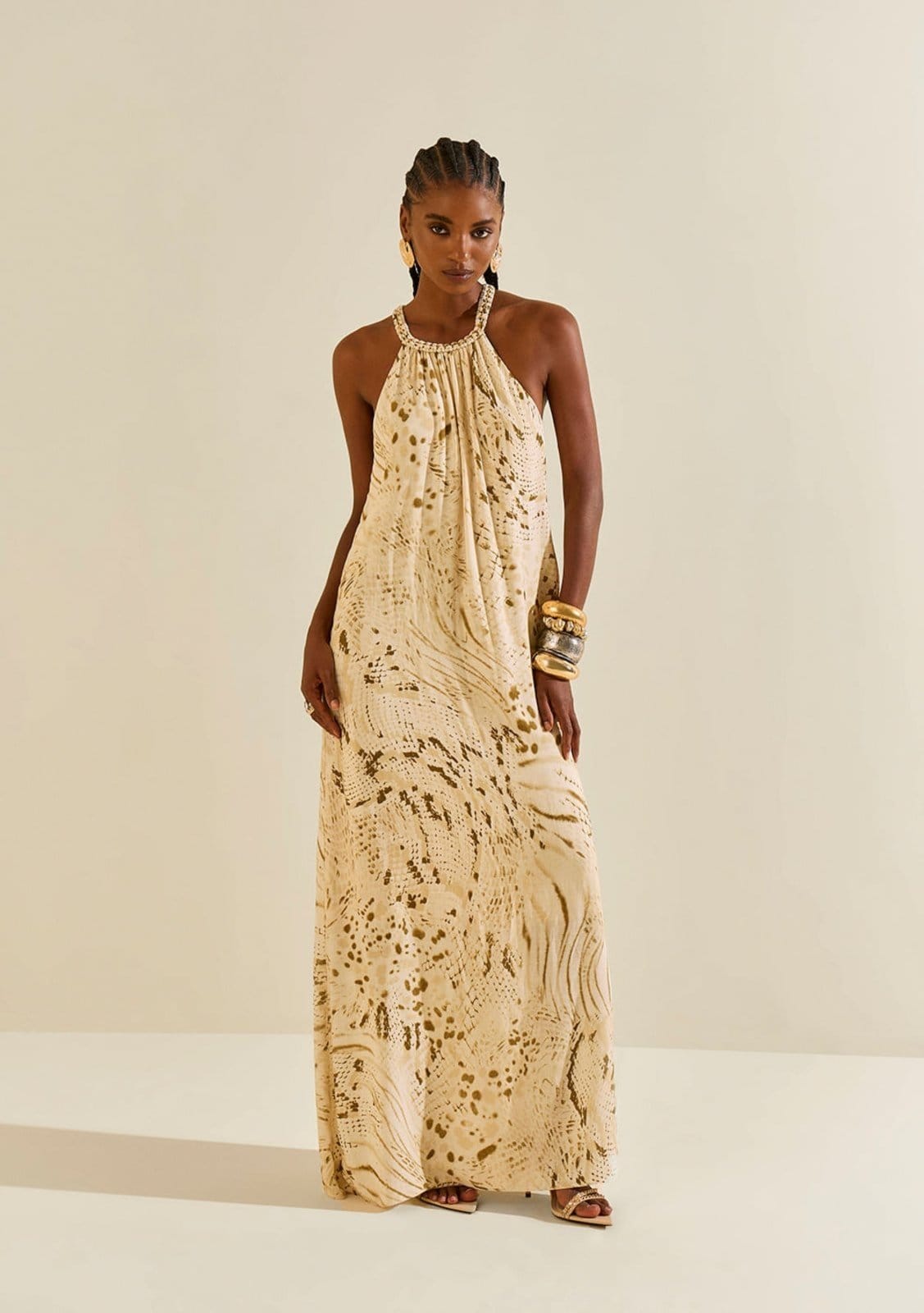 Vestido Morena Rosa Solto Decote V Sem Manga Longo Estampado