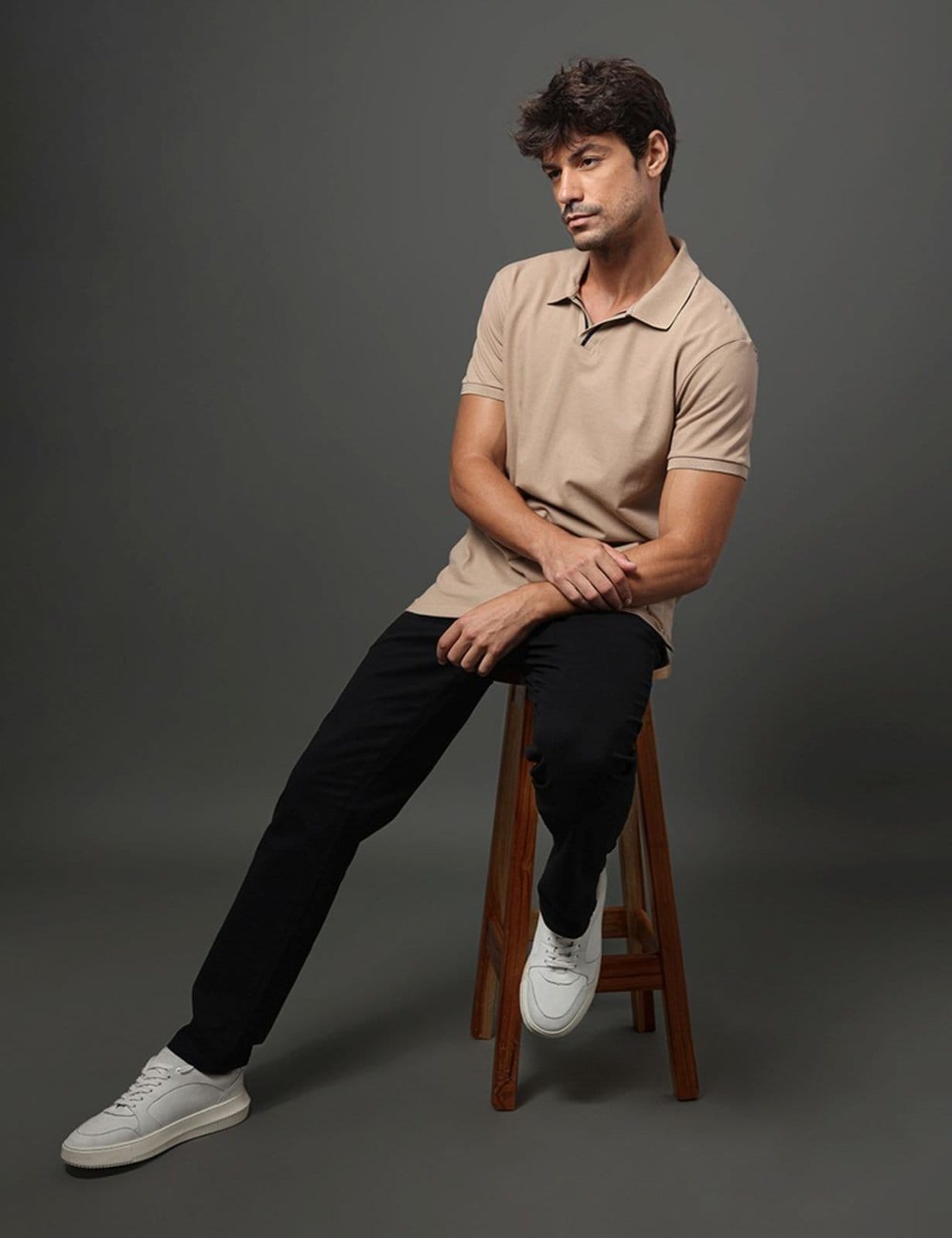 Vista 2 Polo Masculina Listras Calvin Klein Jeans - Caqui Medio Calvin Klein Jeans cáqui caqui