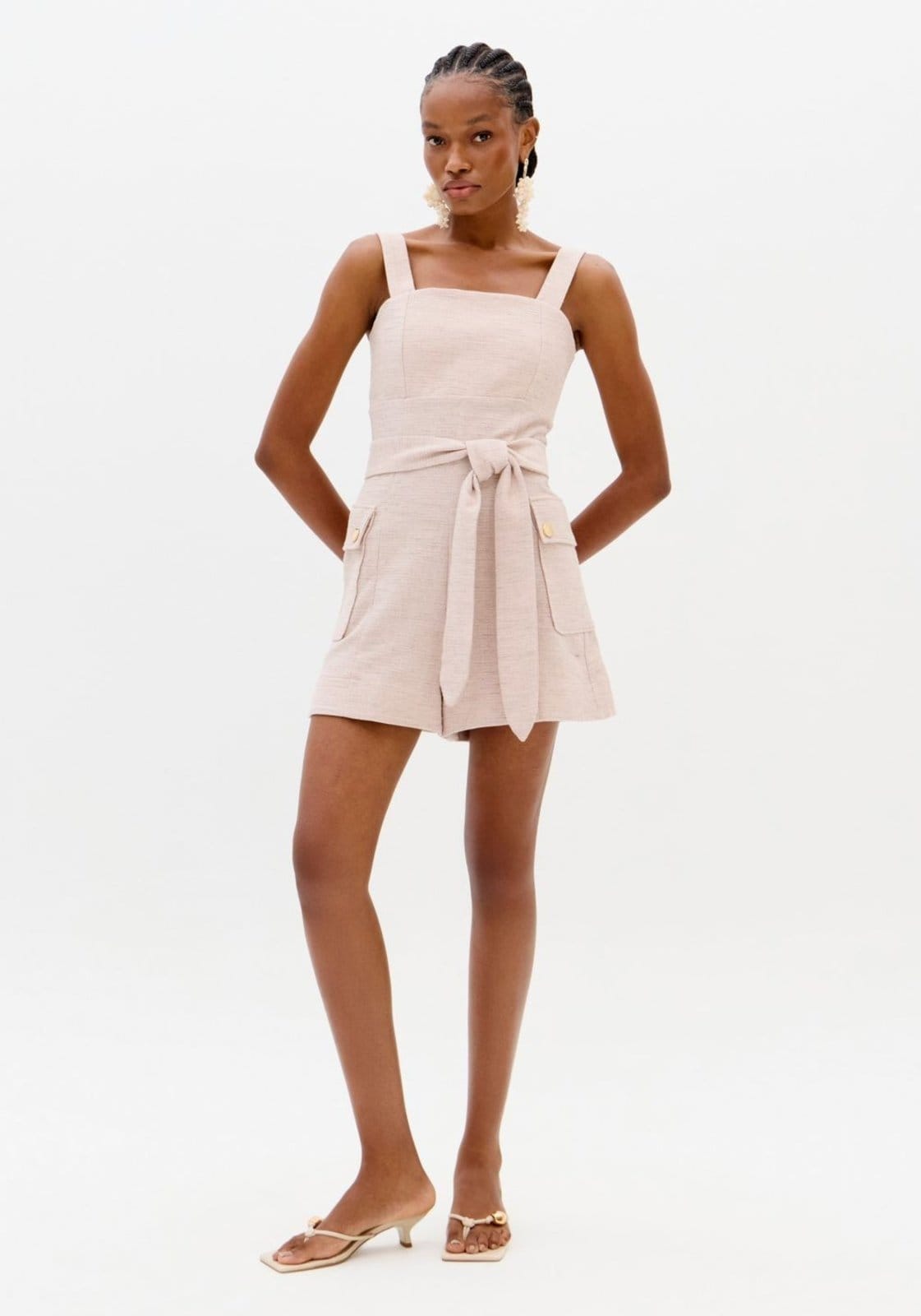 Macacão Curto Com Alças