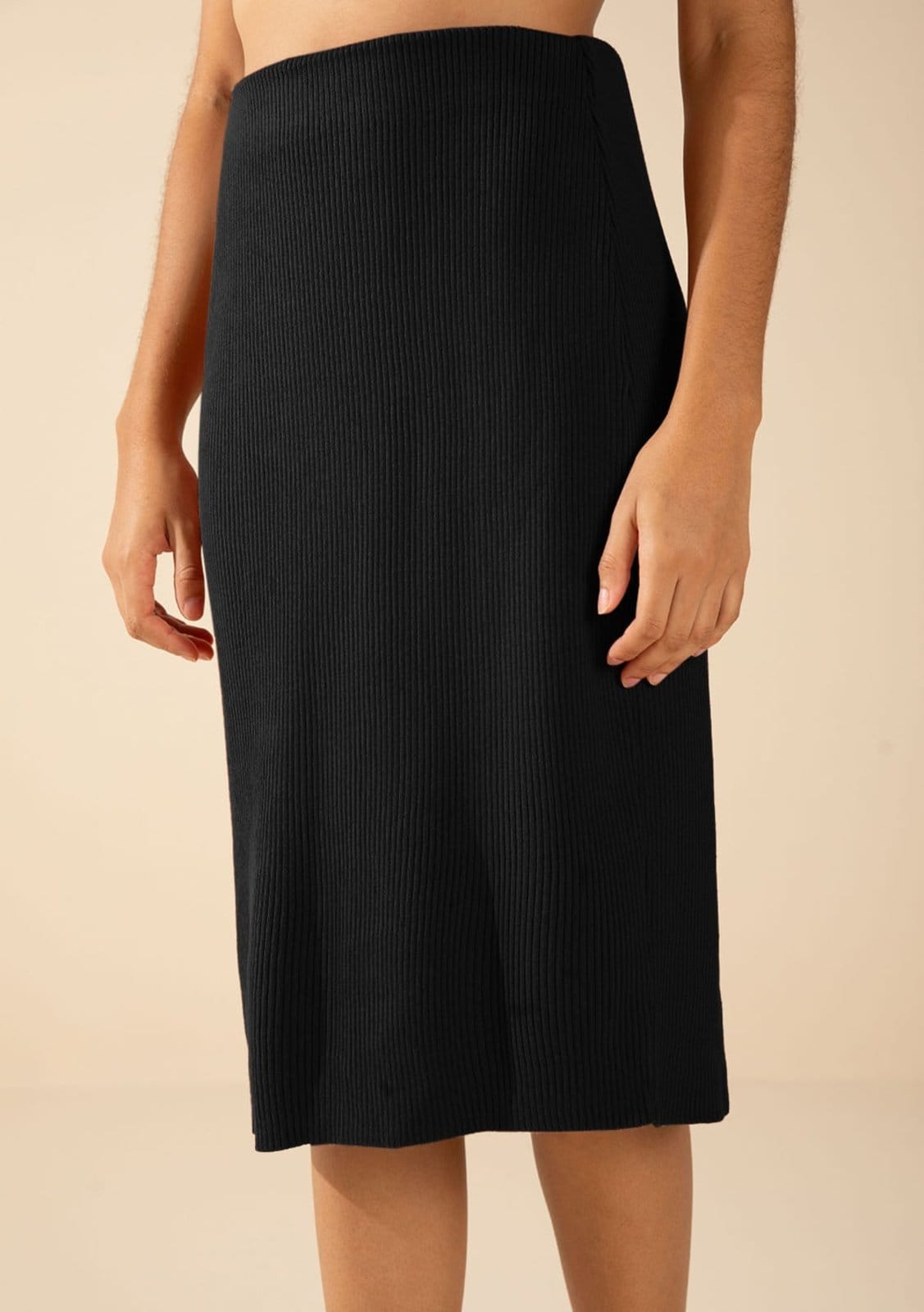 Vista 2 Saia Morena Rosa Reta Alta Midi Preto Morena Rosa preto rosa