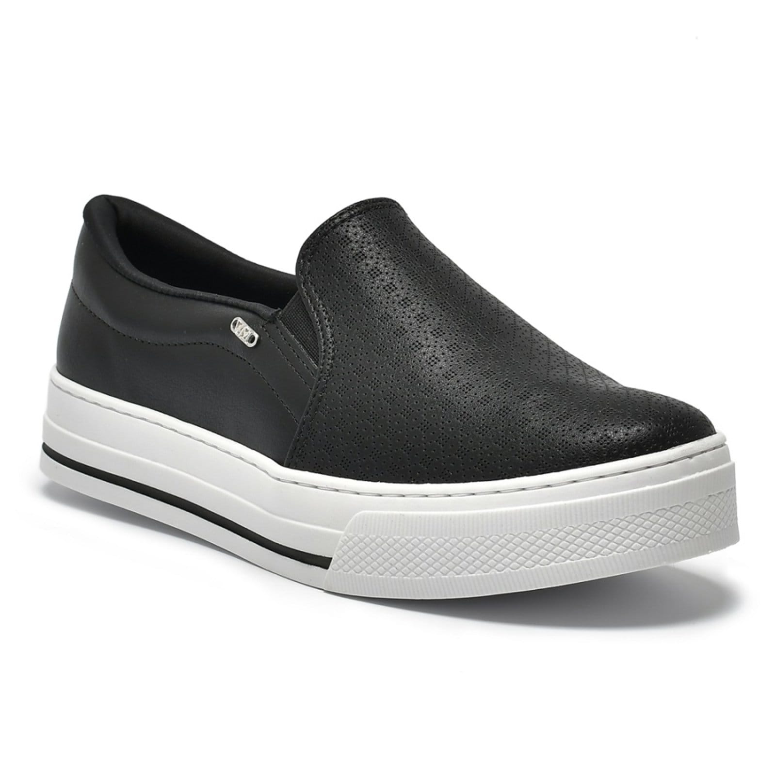 Vista principal Tenis Slip On Casual Via Marte 027-027-02 Feminina VIA MARTE preto