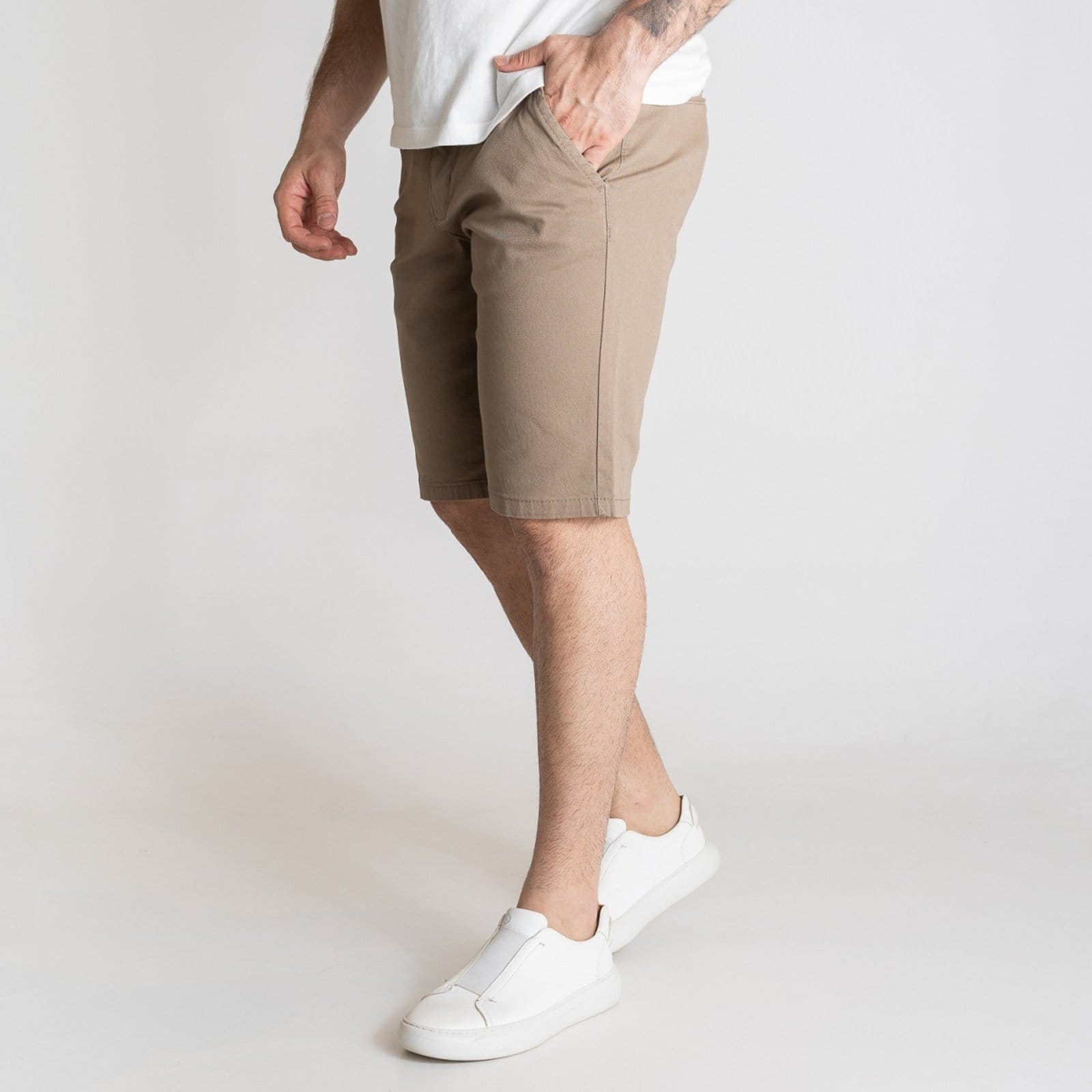 Vista 2 Bermuda Sarja VersatiOld Khaki VERSATIOLD cáqui khaki