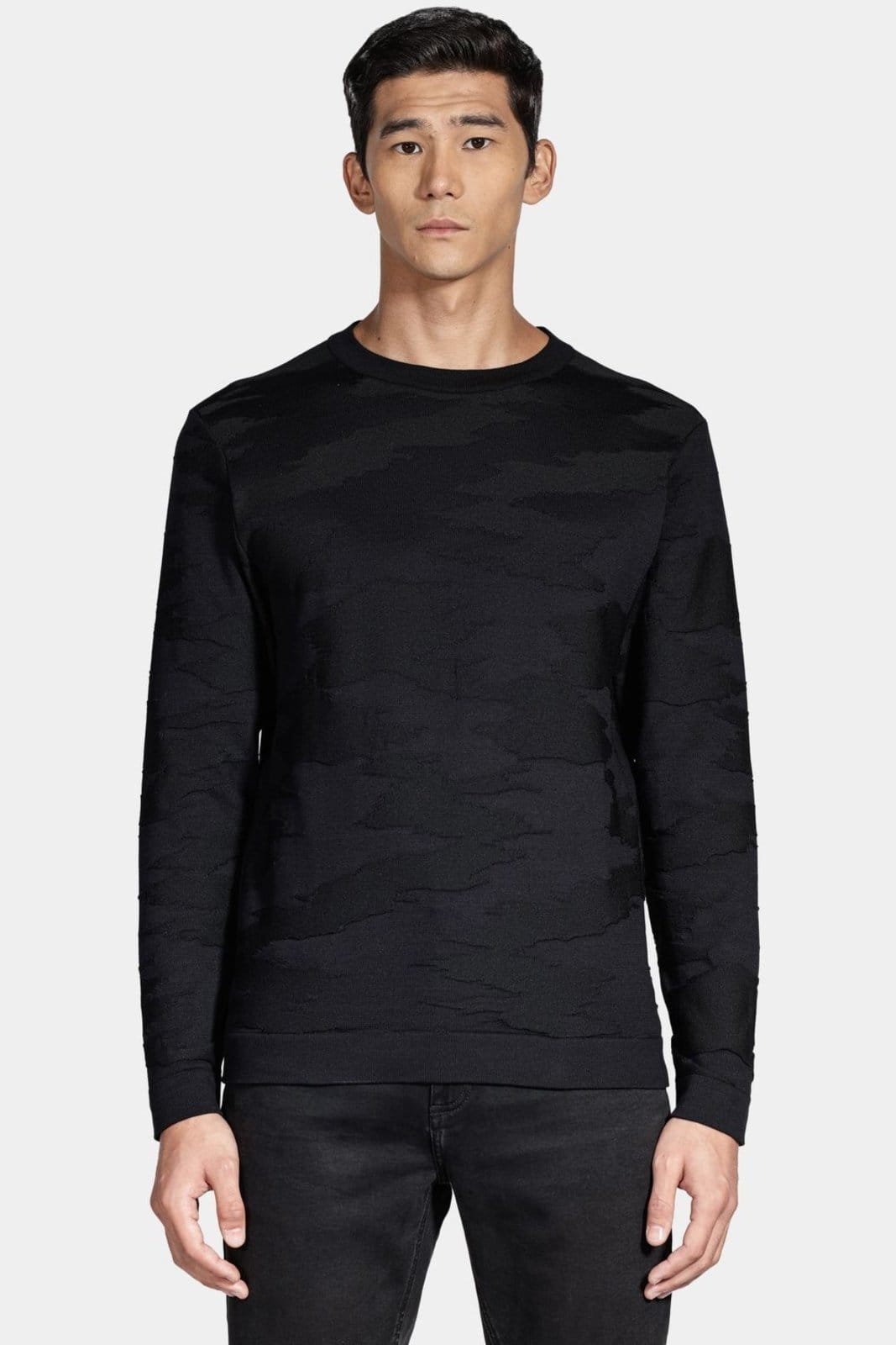 Vista principal Tricot Aramis Manga Longa Jacquard Camuflado Preto Aramis incolor