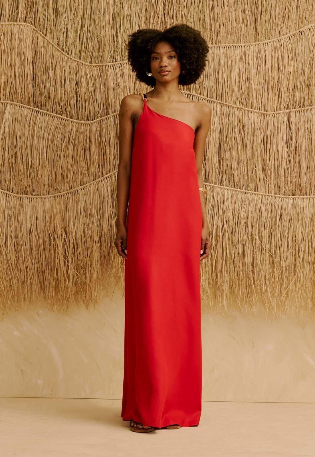 Vista principal Vestido Longo Liso Um Ombro Só com Detalhe Alça Metal CaCay vermelho