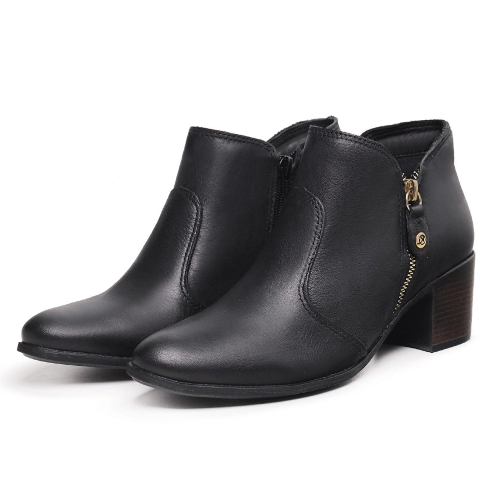 Bota Feminina Cano Baixo de Couro, Bico Arredondado Mod.0205