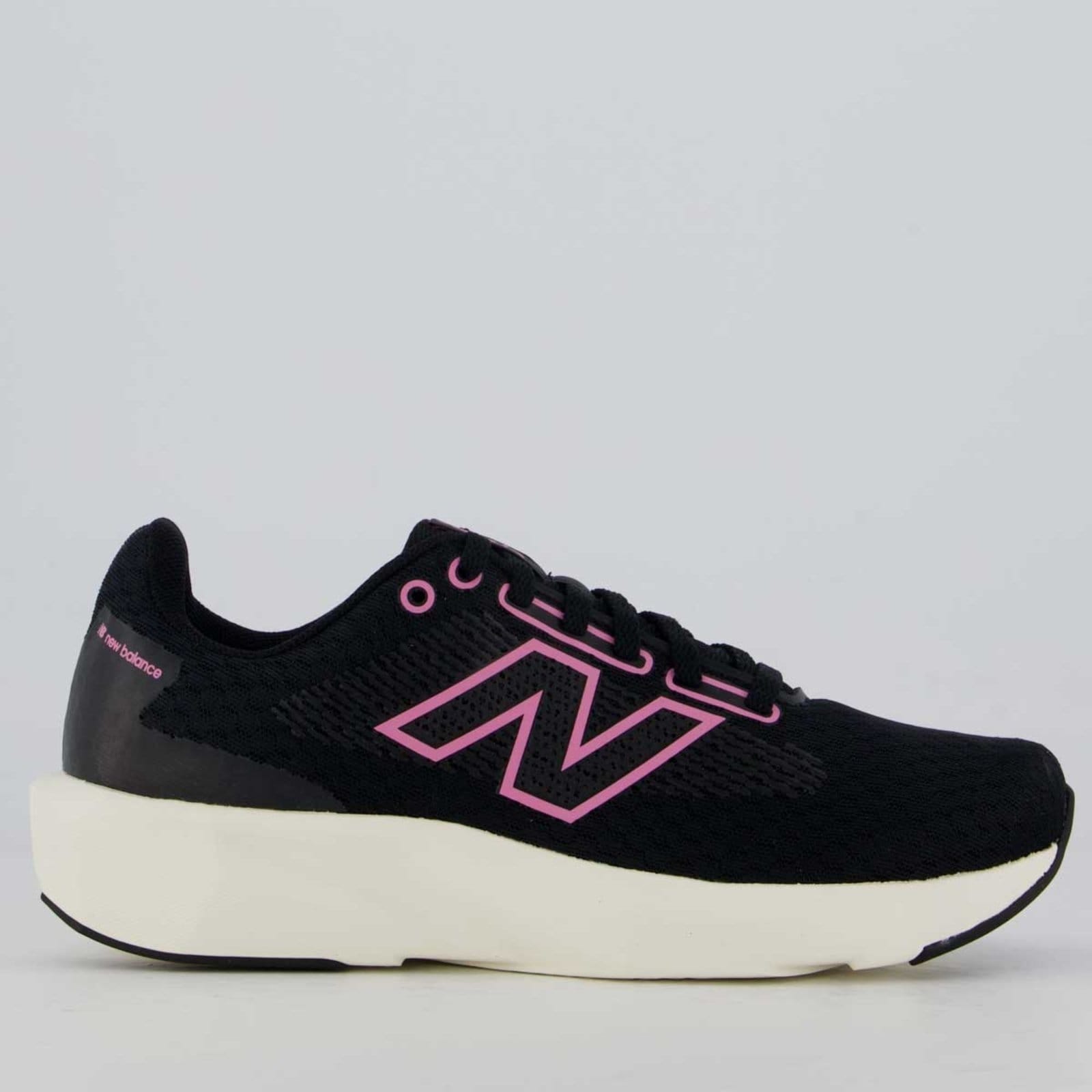 Vista principal Tênis New Balance 413 V3 Feminino Preto e Rosa New Balance preto rosa