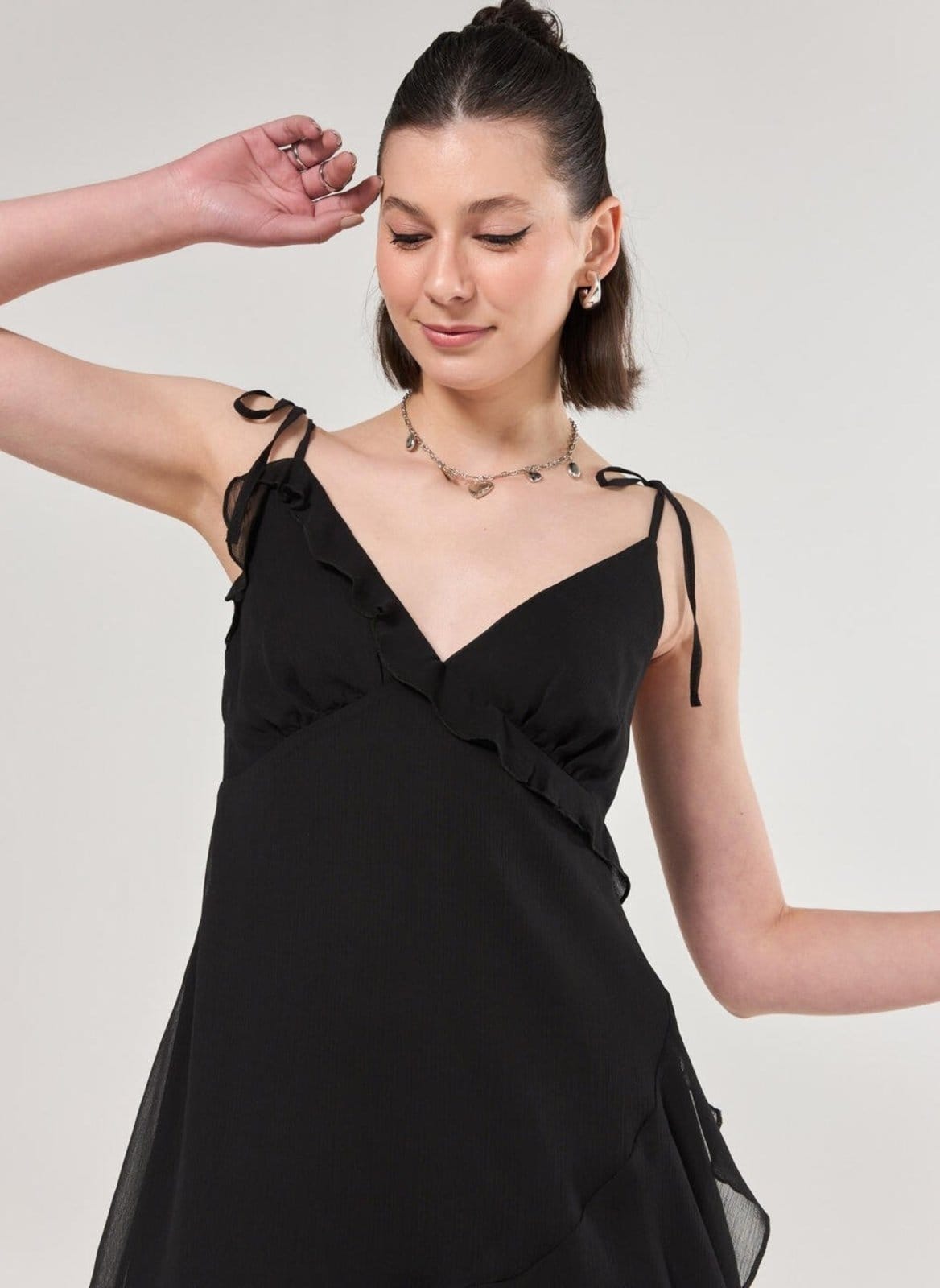 Vista 2 Vestido Chiffon Com Babados Youcom preto