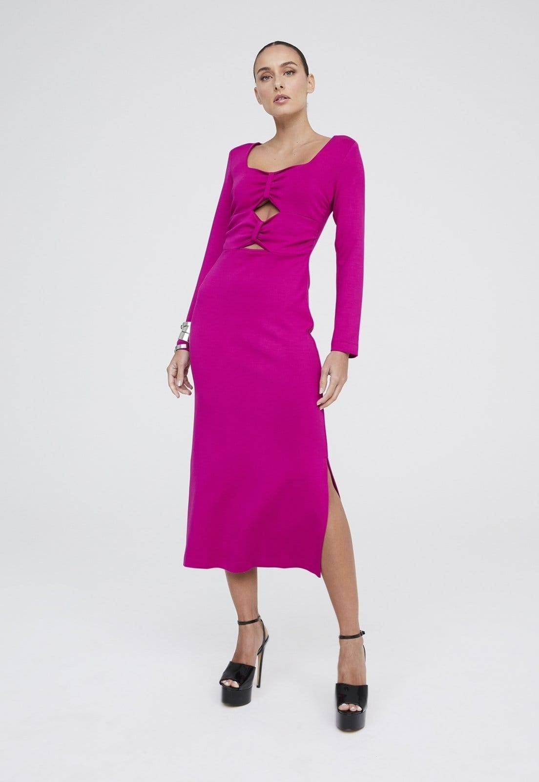 Vista 2 Vestido Midi Traymon Recortes Vazados Traymon pink