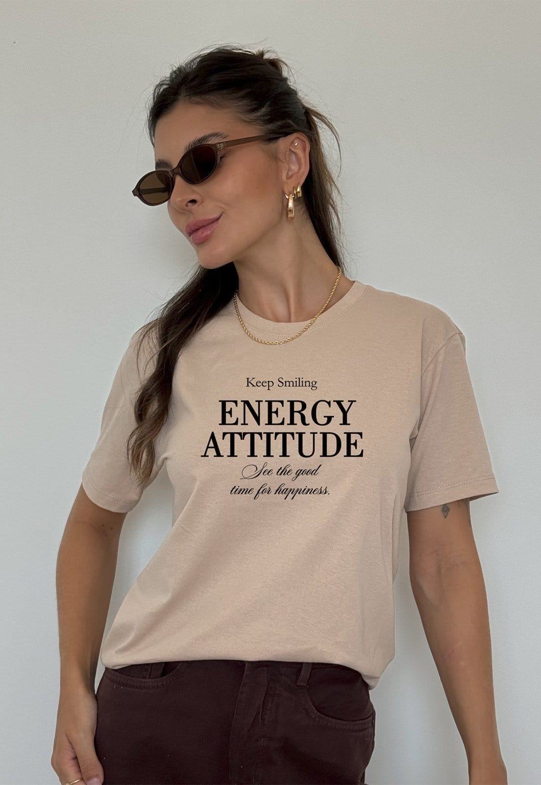 Camiseta Cianitas Chocolate Estampa Energy Attitude