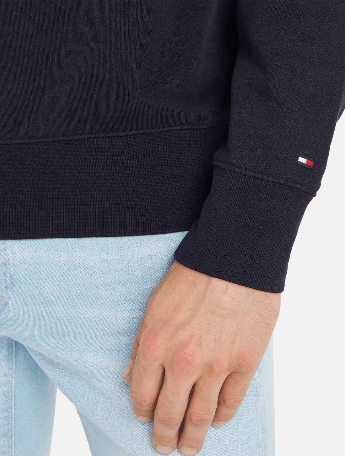 Vista 2 Moletom Tommy Hilfiger Masculino Crewneck 85 Silk Tommy Hilfiger azul marinho