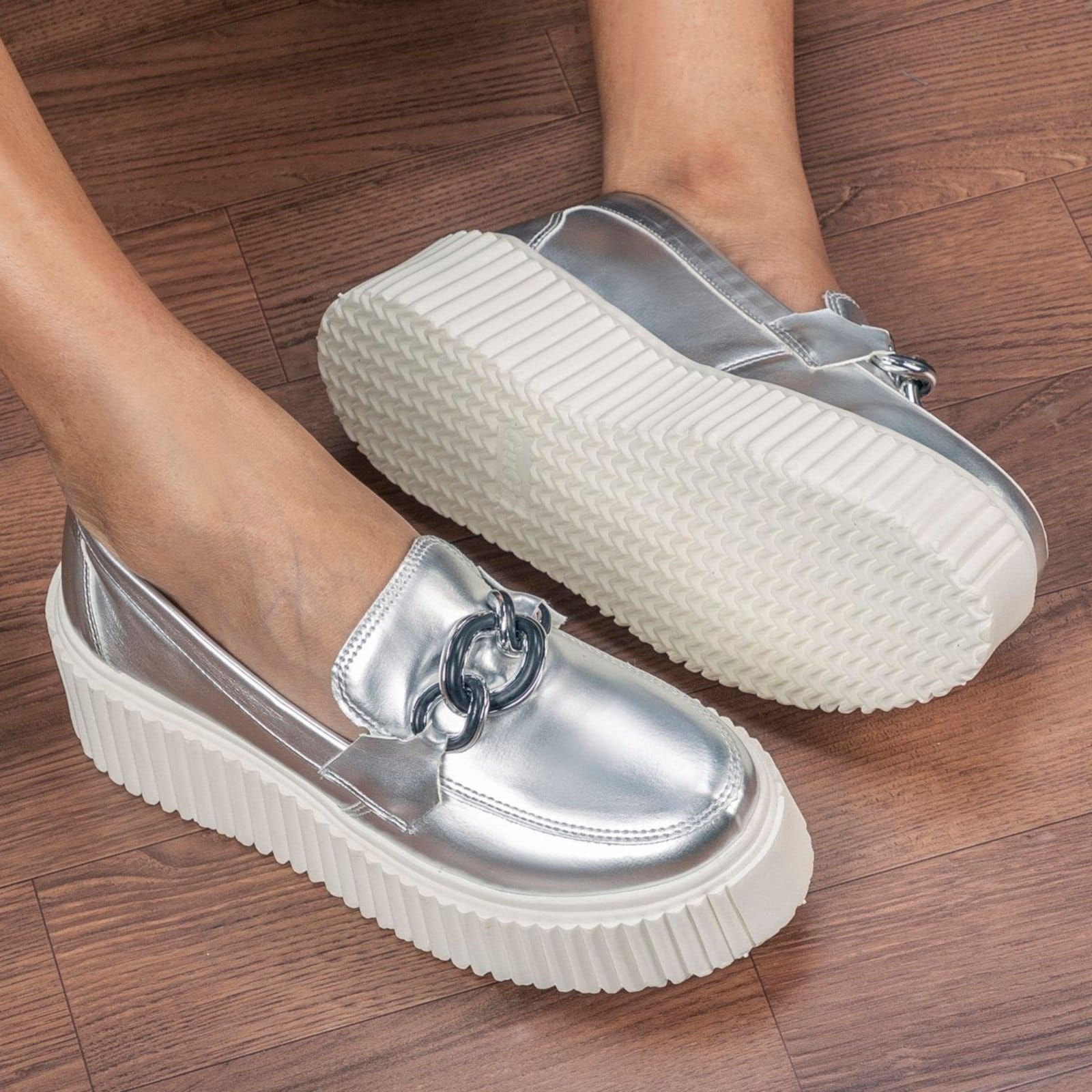 Mocassim Feminino GuGi Victoria Metalizado Sola Alta Antiderrapante Moda