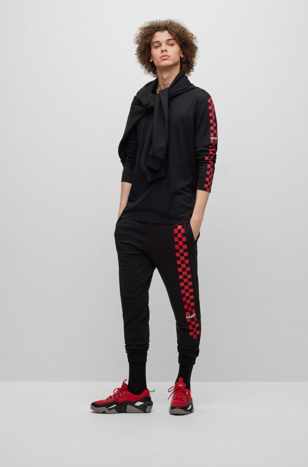 Vista 2 Camiseta De Algodão Jersey Com Mangas Com Arte De Logo HUGO preto