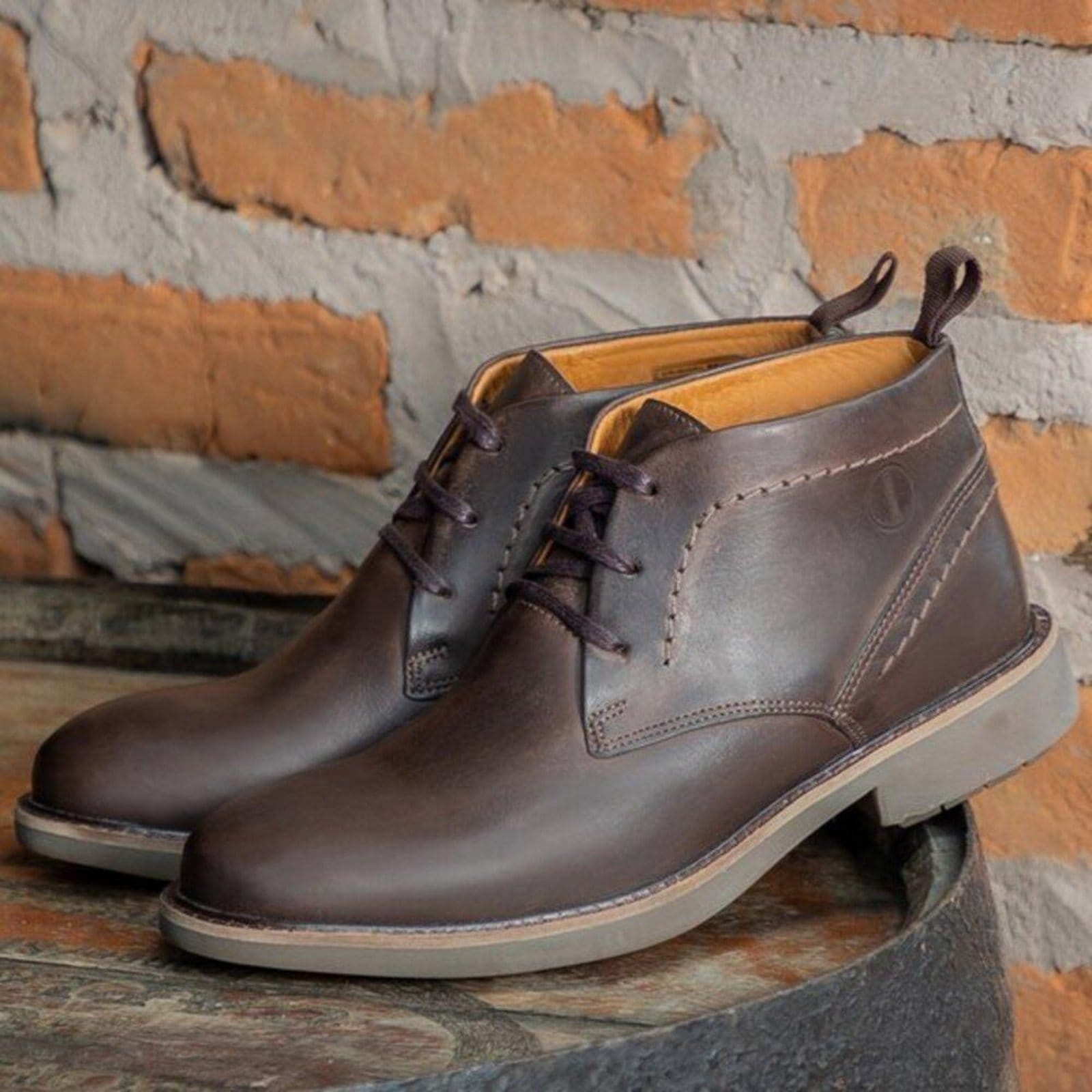 Bota Cano Curto Masculina Couro Look Stock Confortável