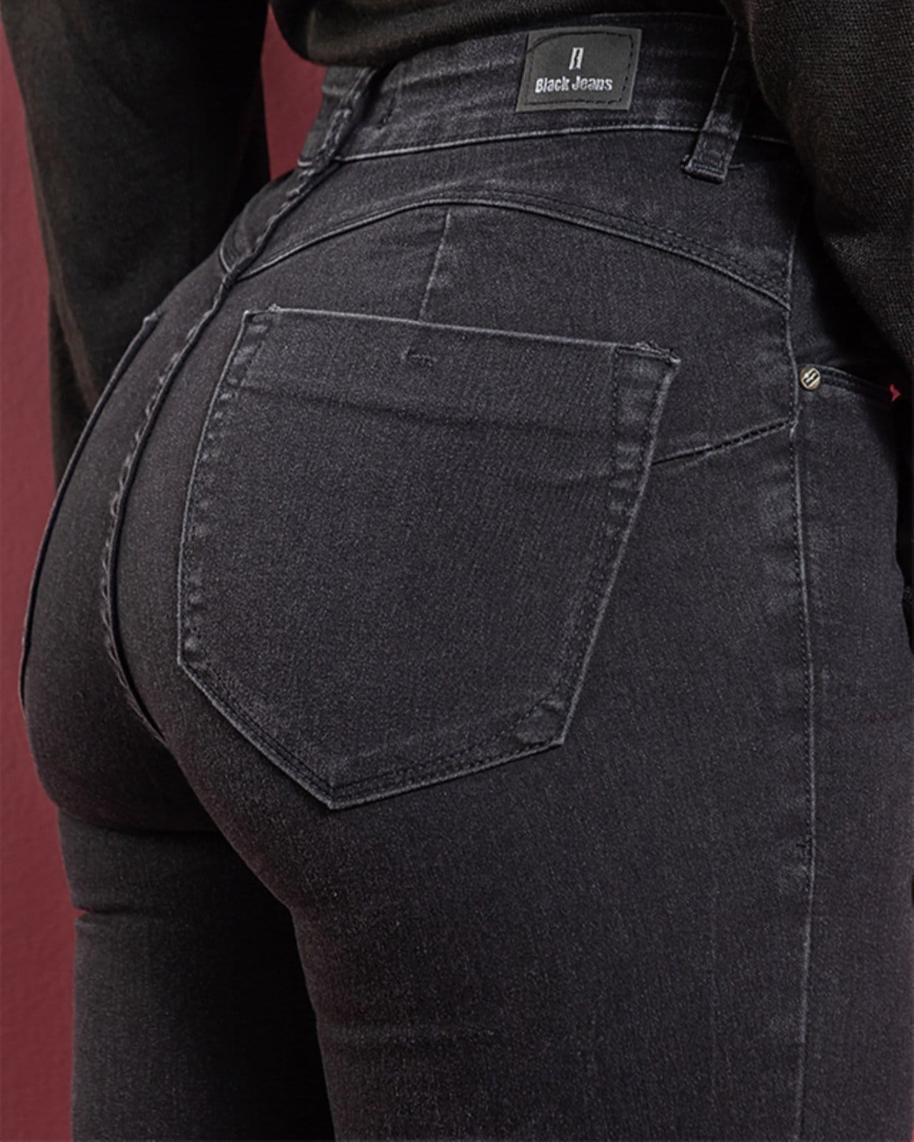 Vista 2 Calça Feminina - Corsário - Black Jeans - Denim Escuro Black Jeans preto black