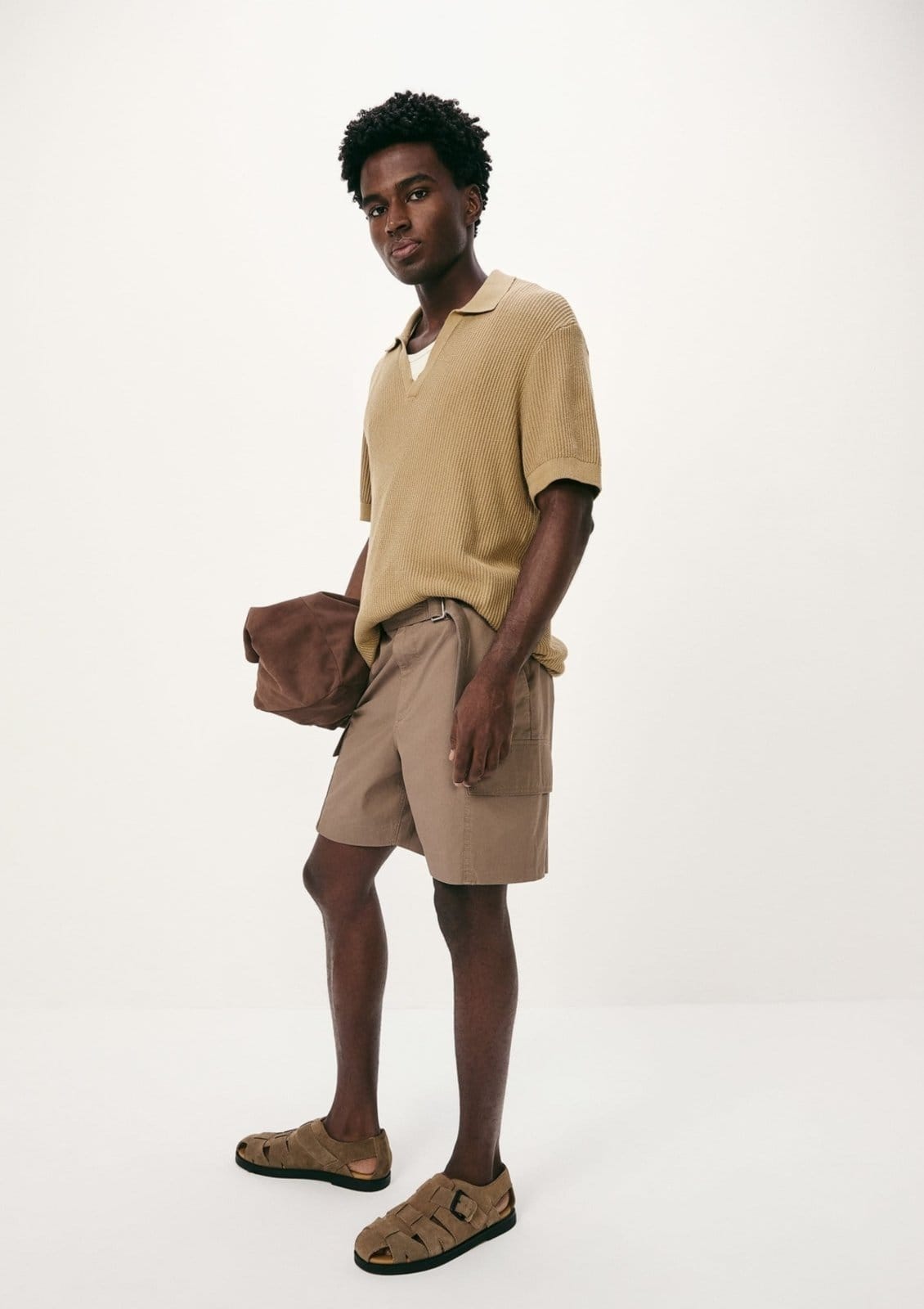 Vista 2 Camisa Polo Masculina Decote V Em Tricô Hering bege