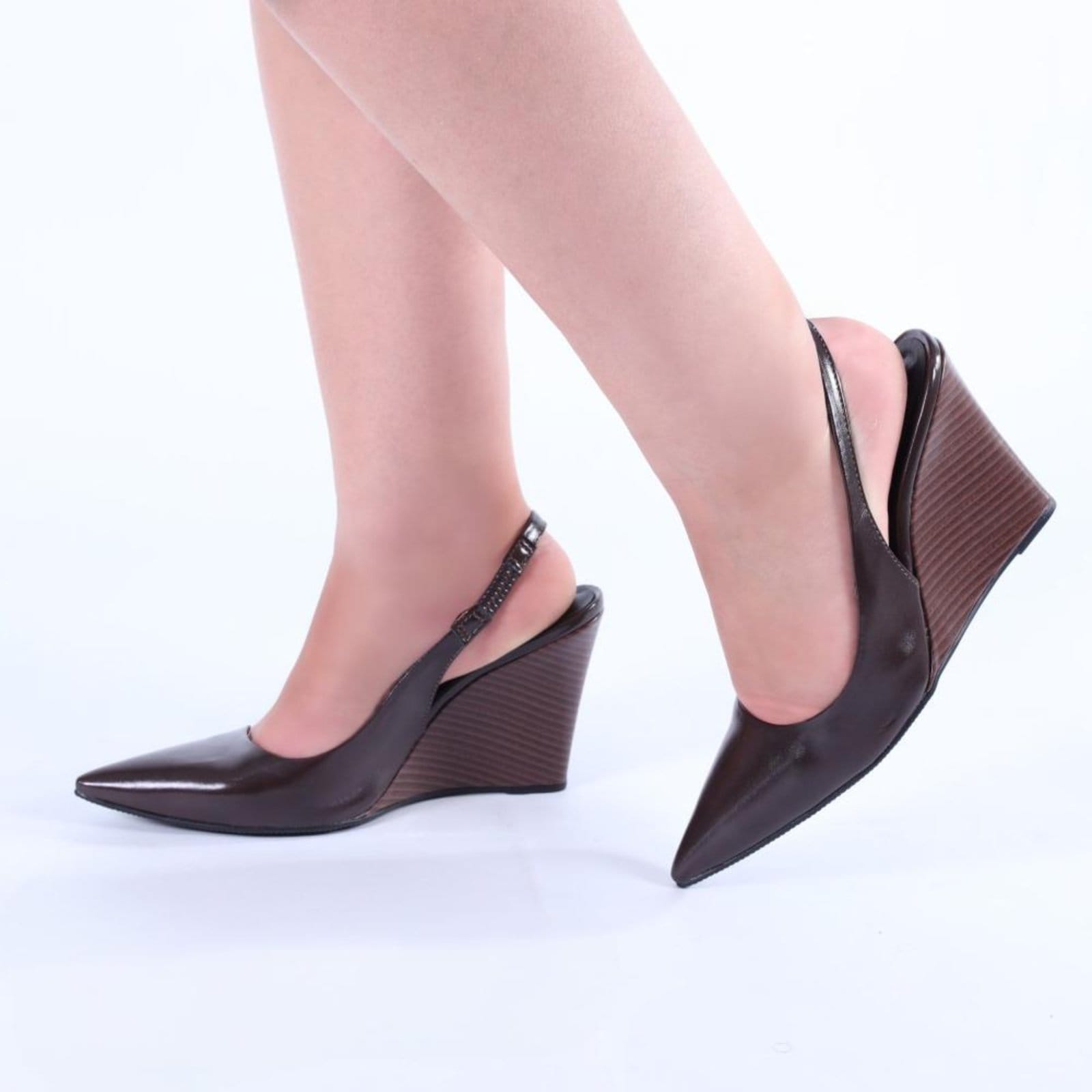 Vista 2 Scarpin Feminino Zariff Slingback com Salto Anabela 4634-89161 Marrom Zariff incolor